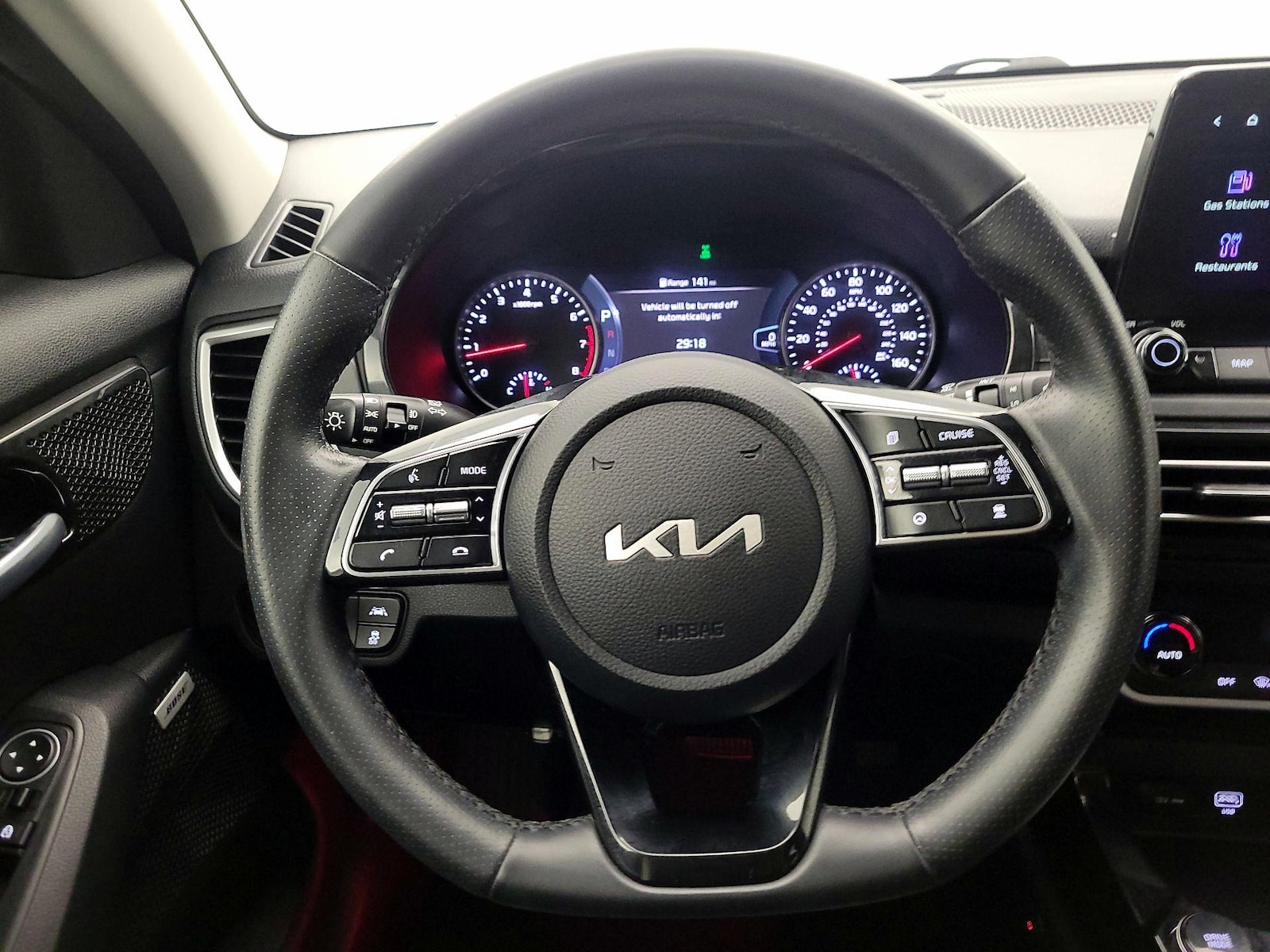 2023 Kia Seltos SX - Photo 11