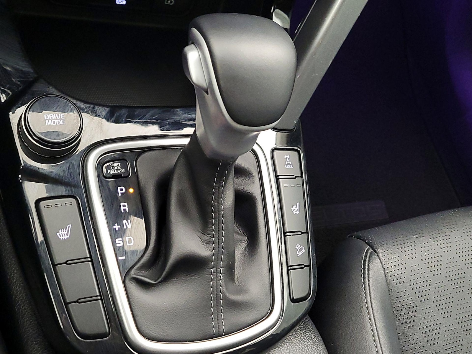2023 Kia Seltos SX - Photo 19