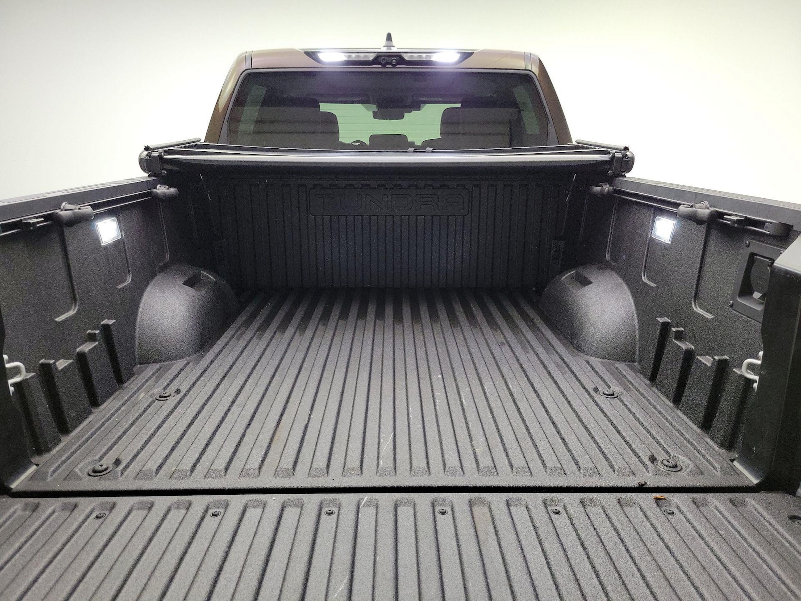 2024 Toyota Tundra Limited - Photo 22
