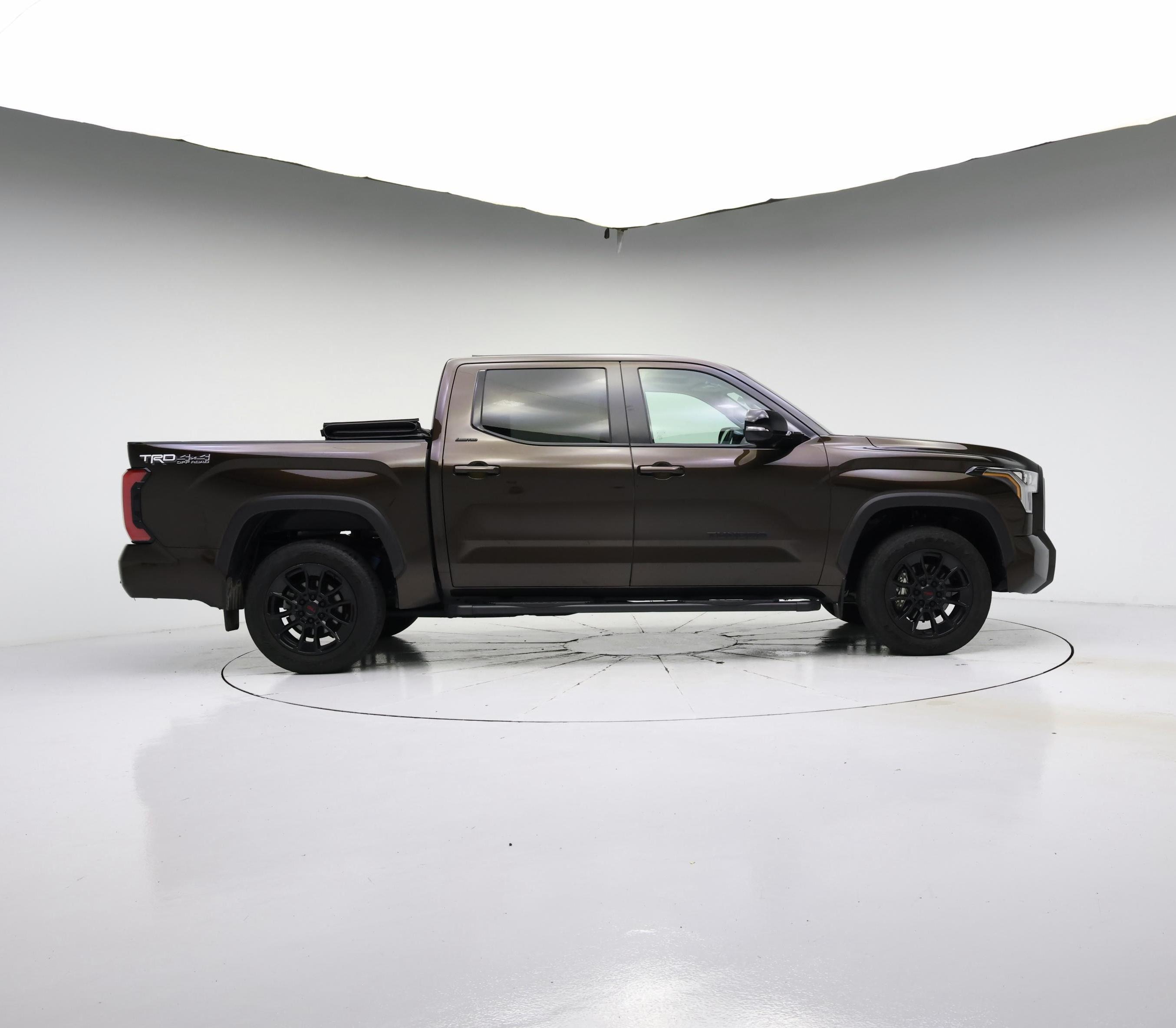 Thumbnail: 2024 Toyota Tundra - 3