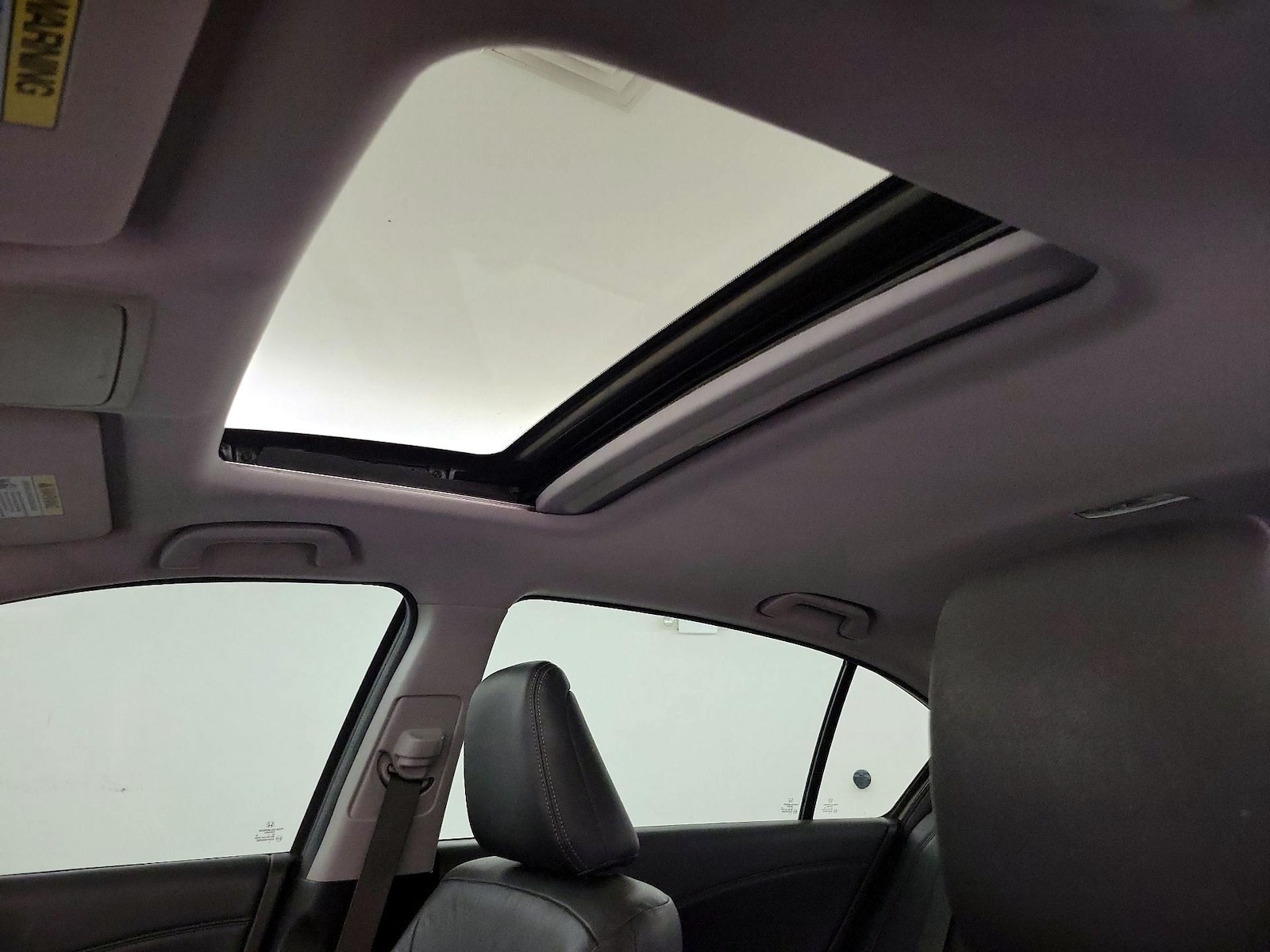 Sunroof(s) & Overhead Airbags