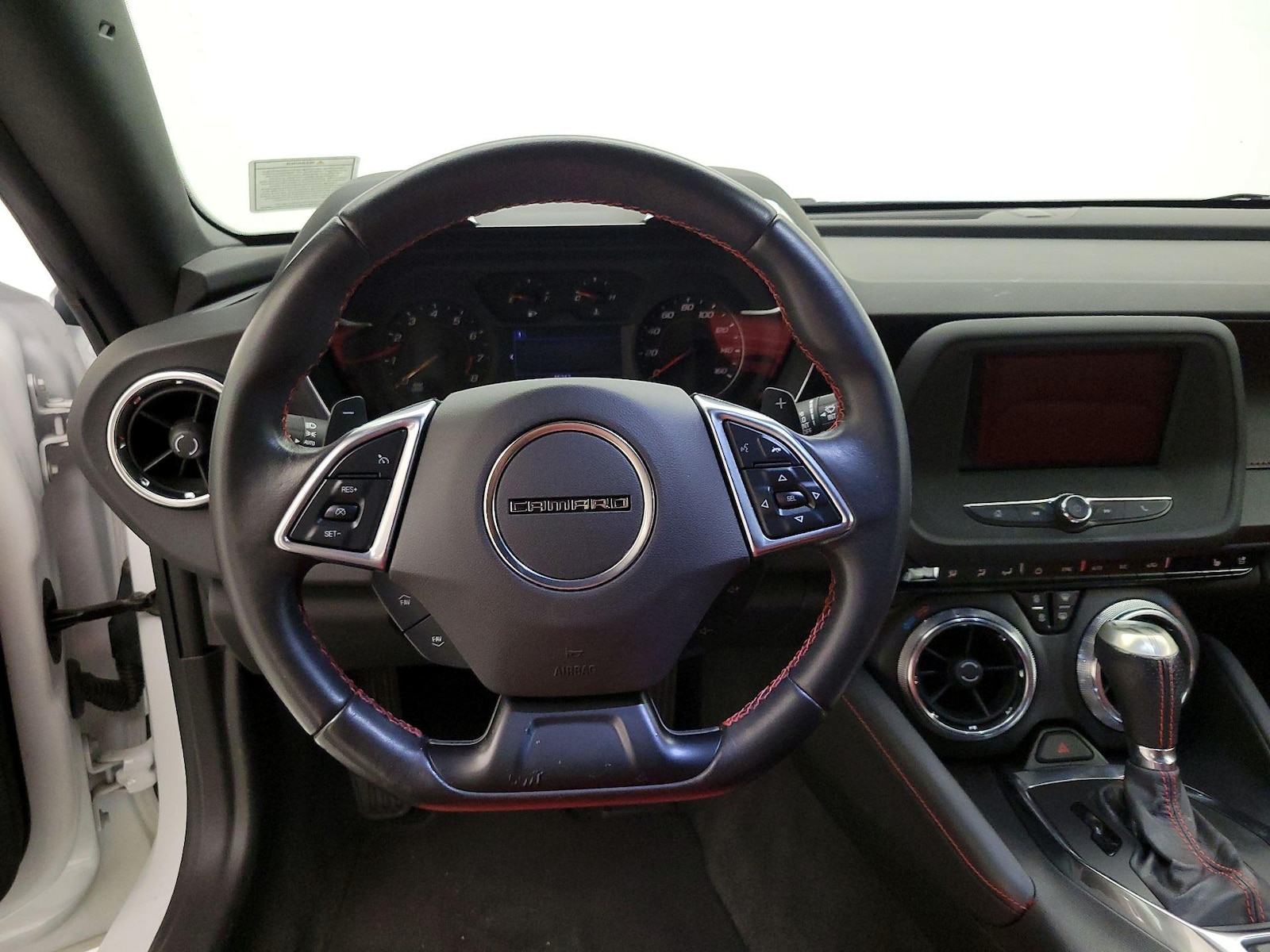 2021 Chevrolet Camaro 2LT - Photo 11
