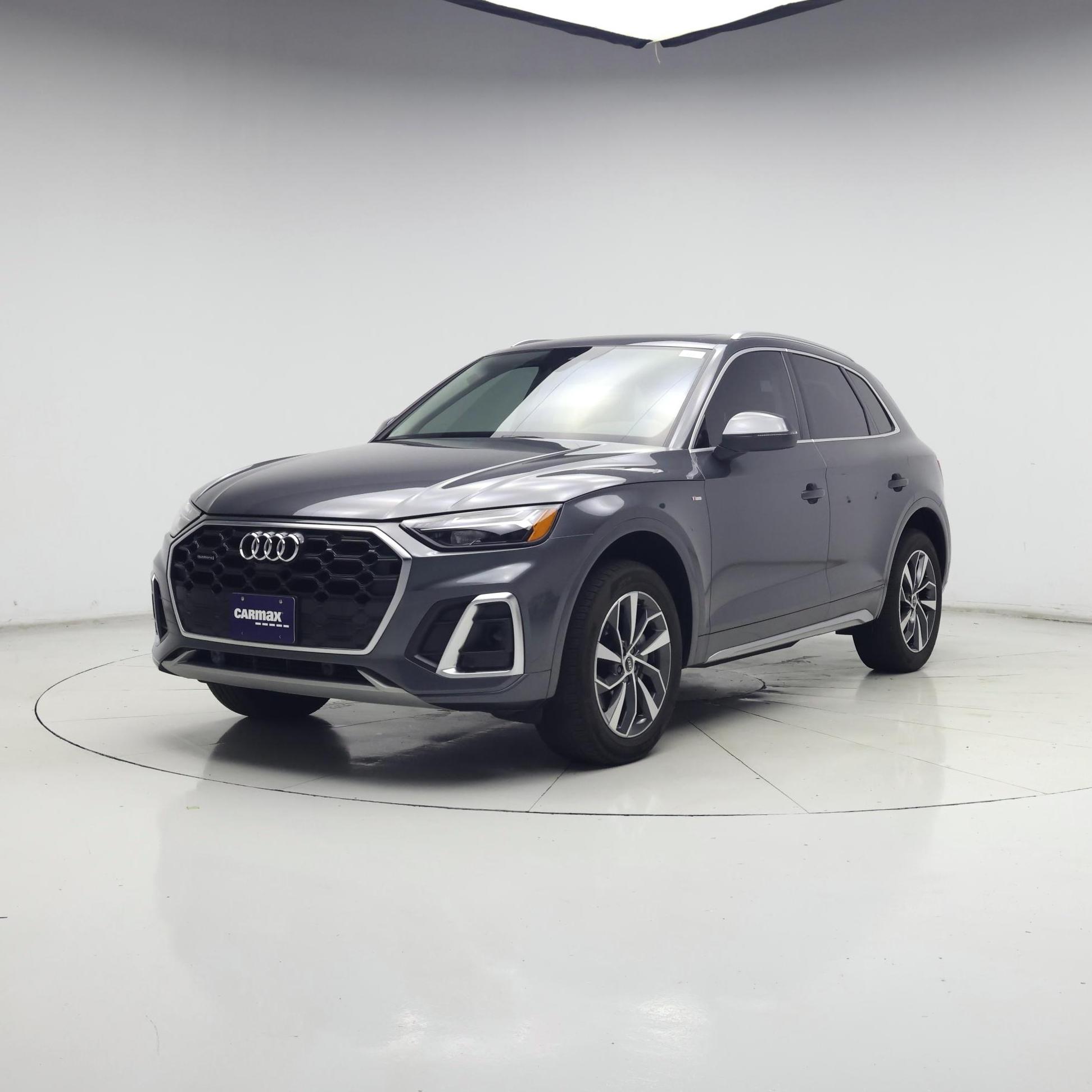 Thumbnail: 2023 Audi Q5 - 4