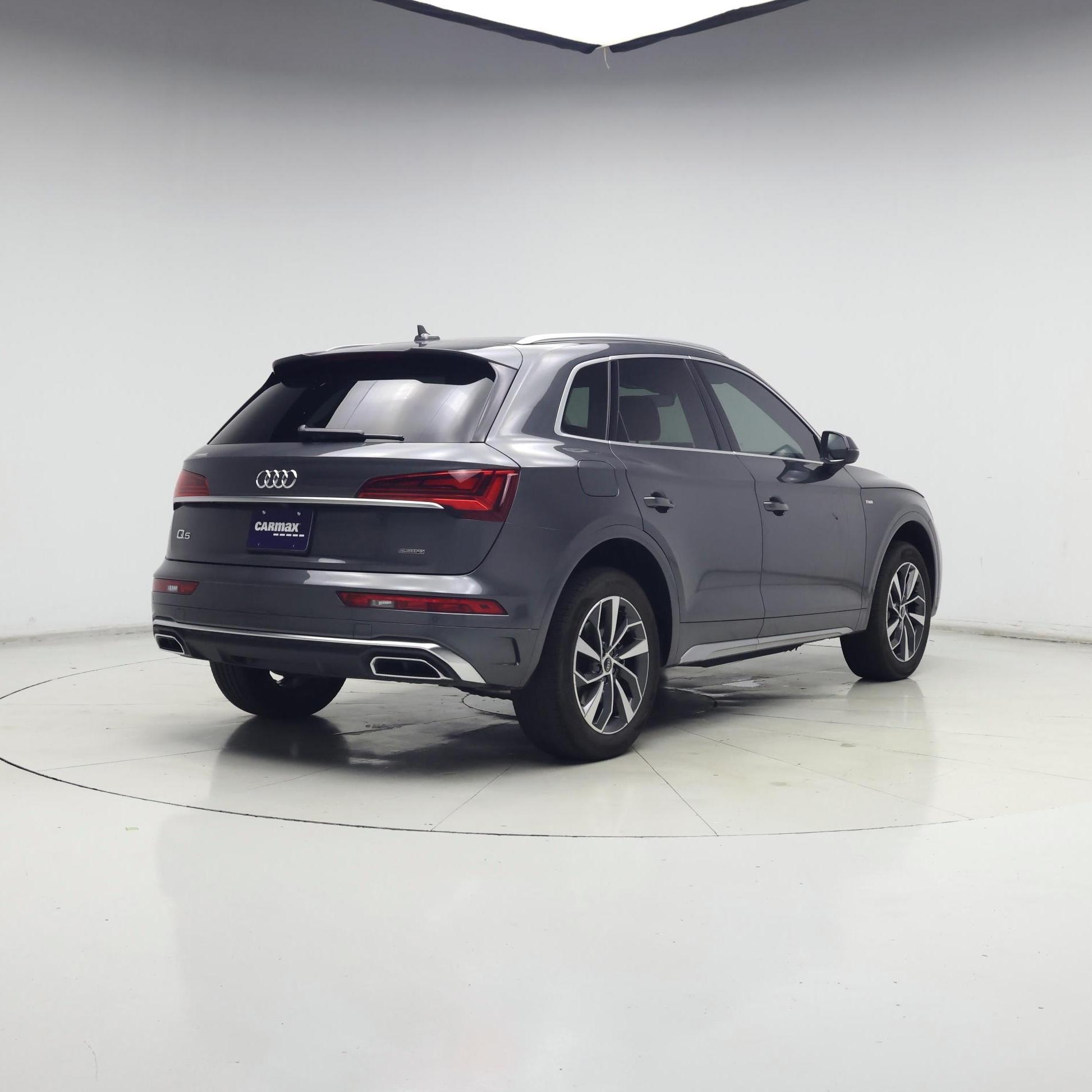 Thumbnail: 2023 Audi Q5 - 8