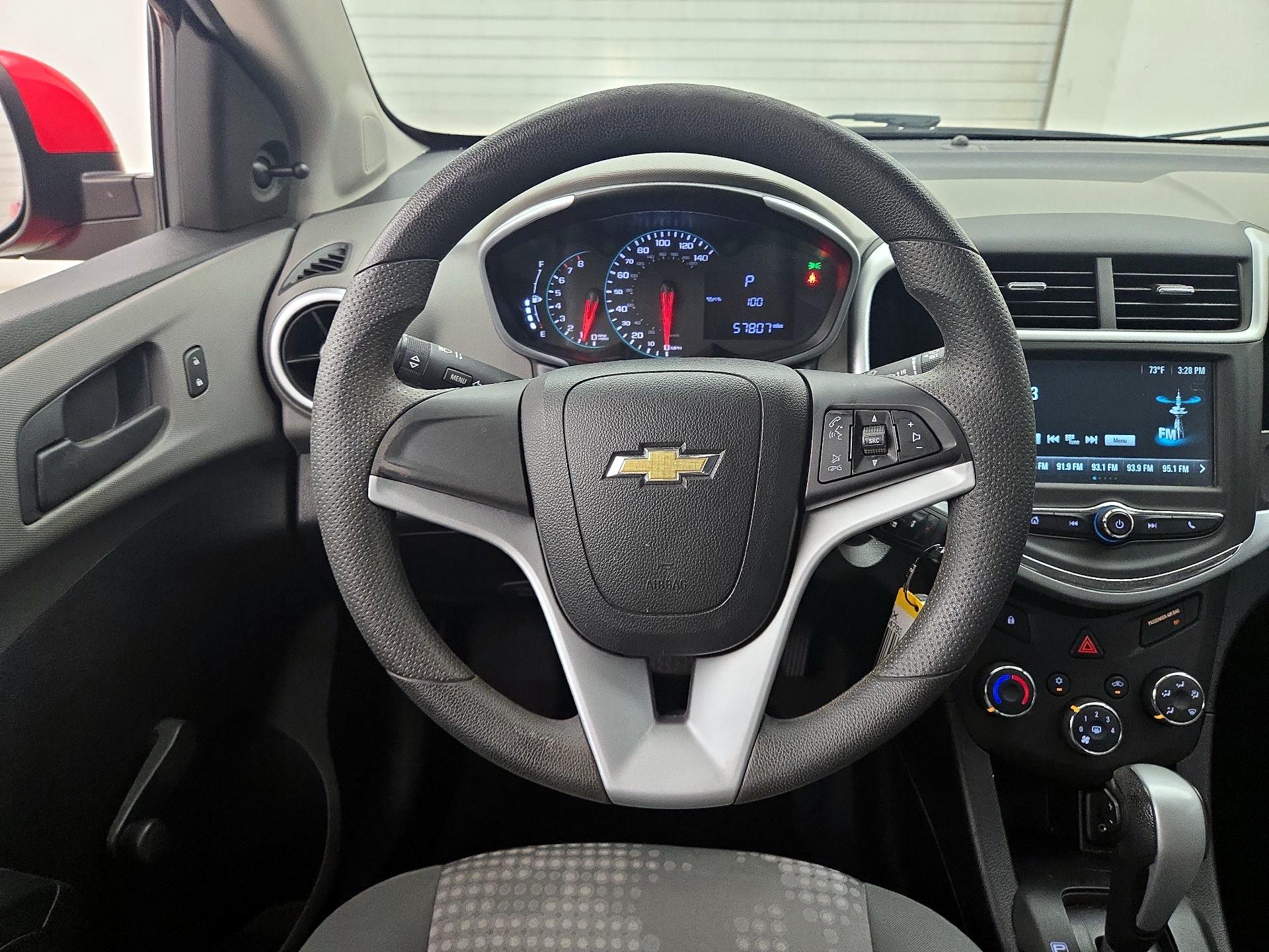 Thumbnail: 2017 Chevrolet Sonic - 10