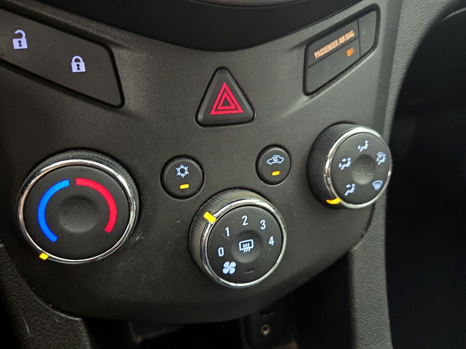 Thumbnail: 2017 Chevrolet Sonic - 16
