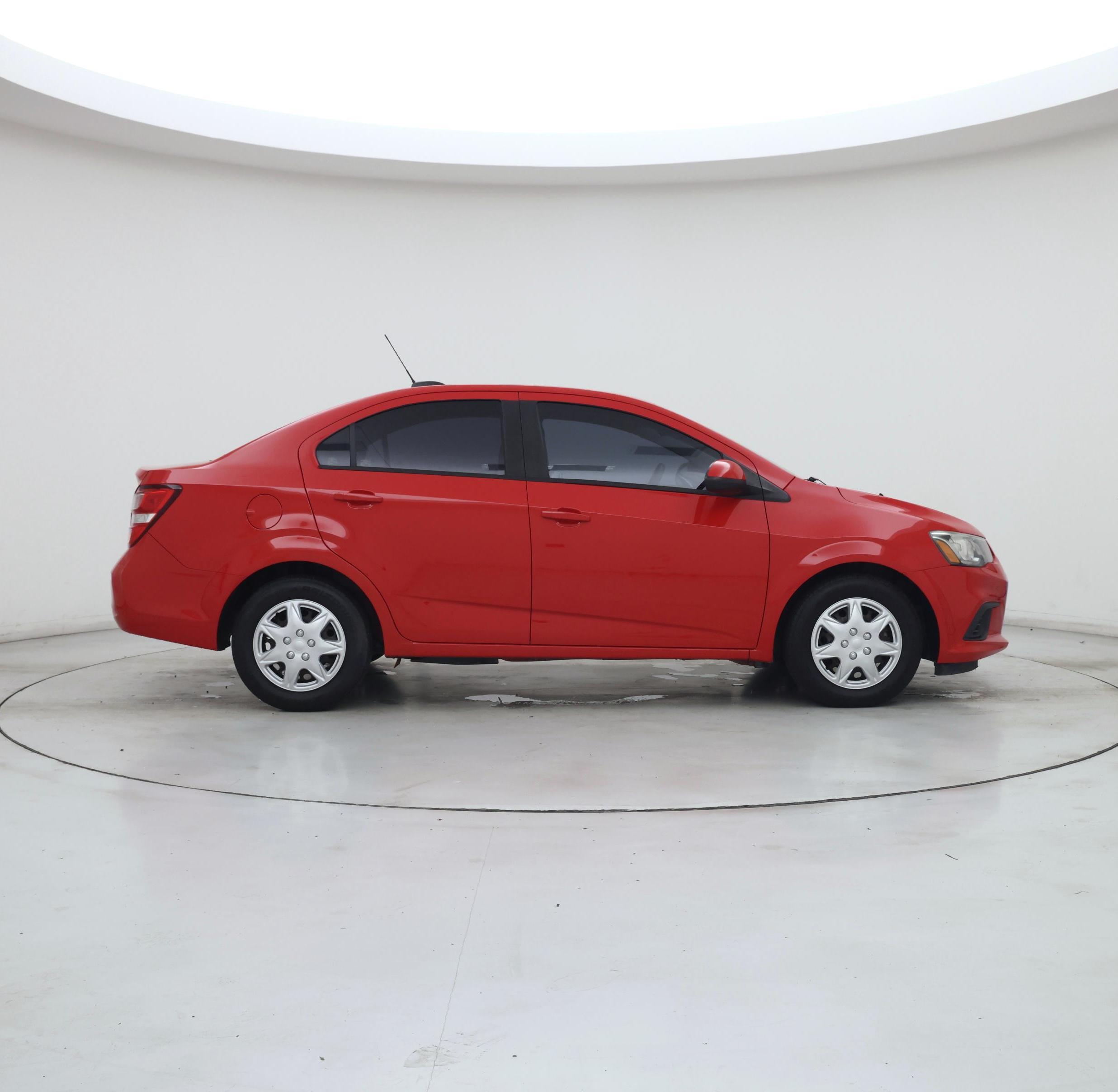 Thumbnail: 2017 Chevrolet Sonic - 7