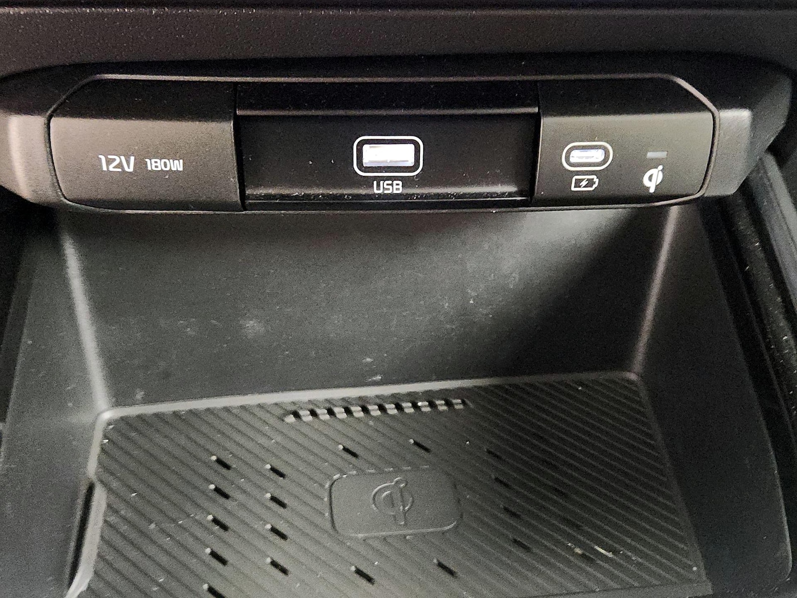 2024 Kia Niro EX - Photo 20
