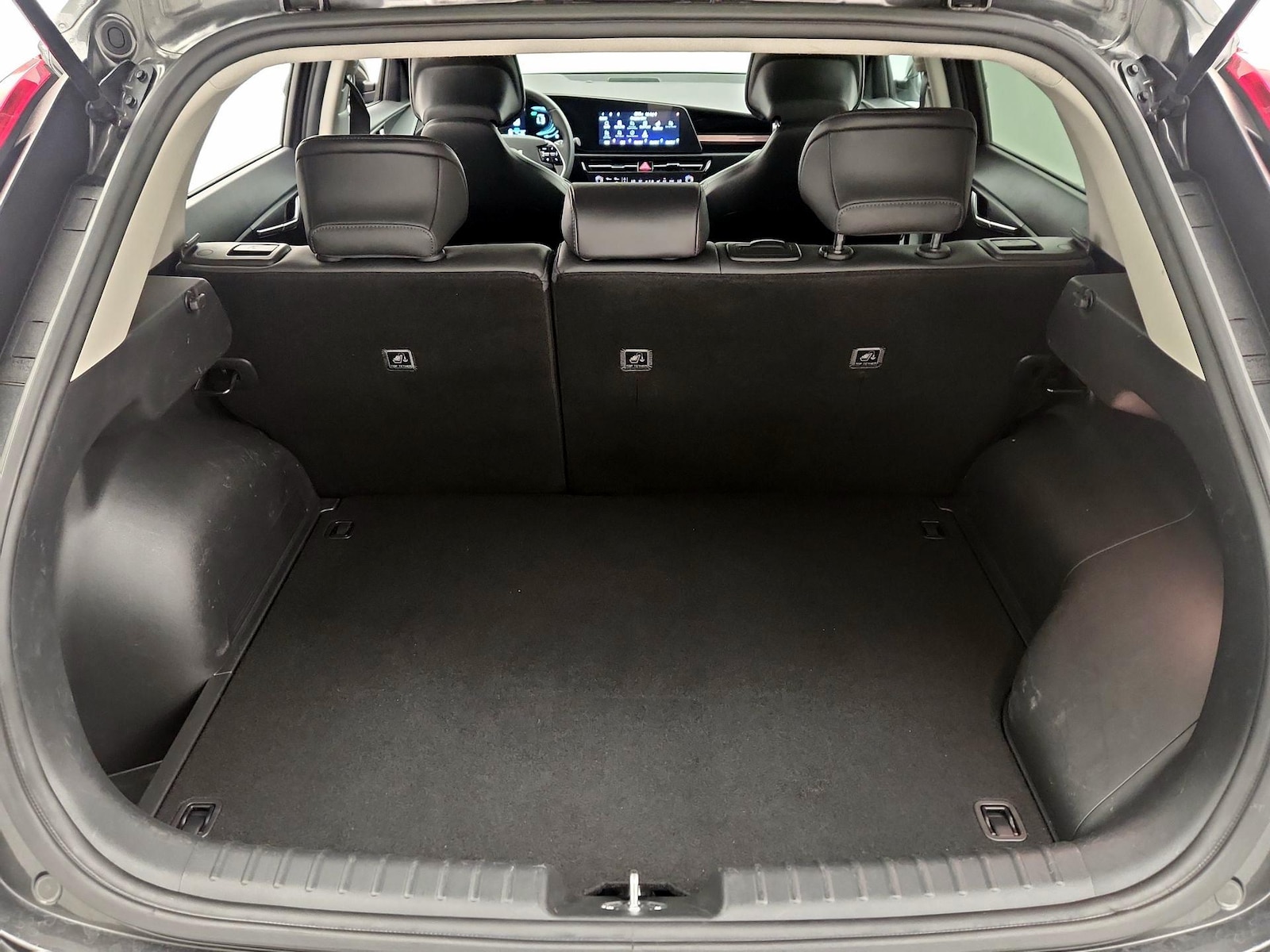 2024 Kia Niro EX - Photo 22