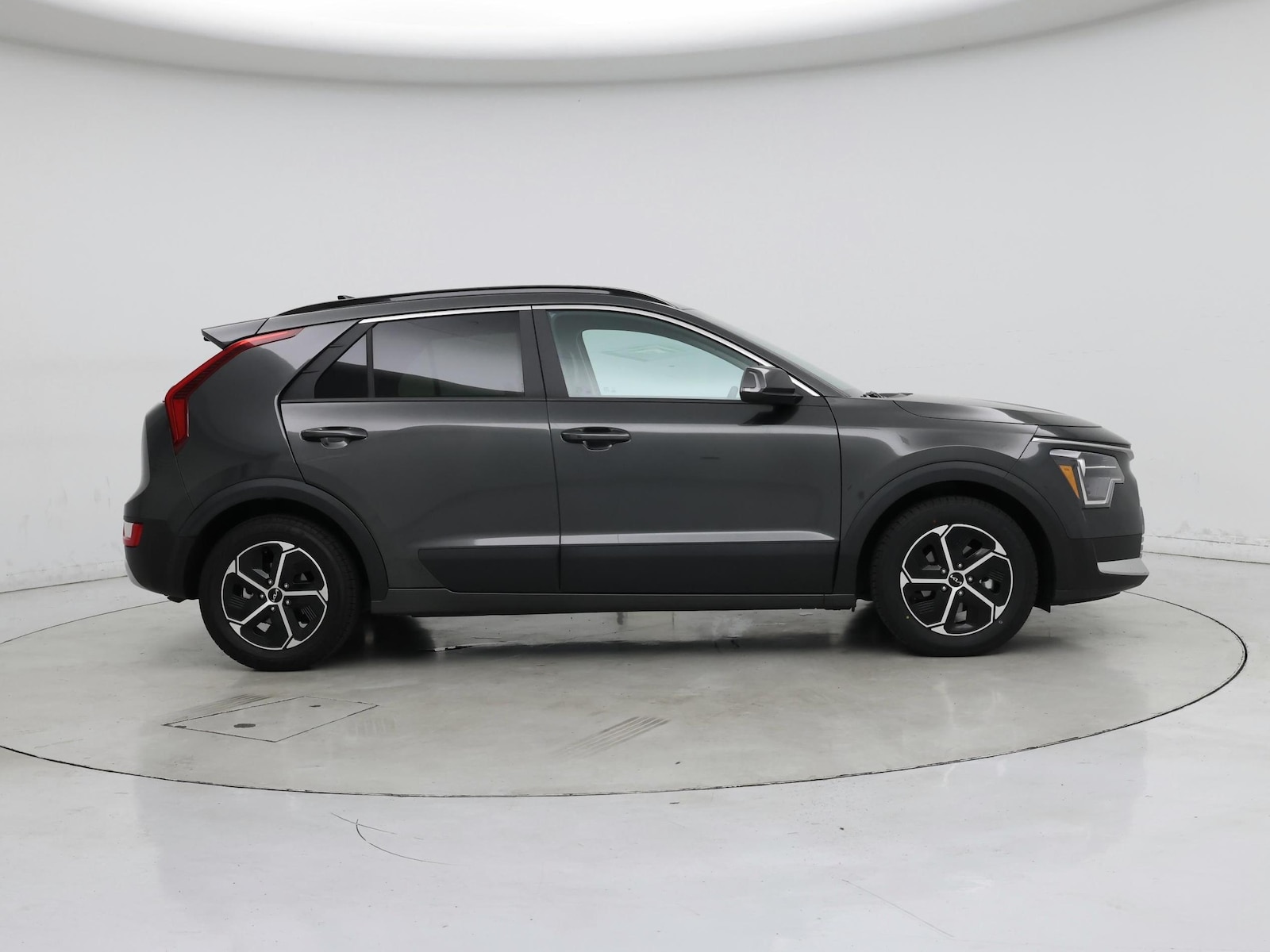 2024 Kia Niro EX - Photo 8