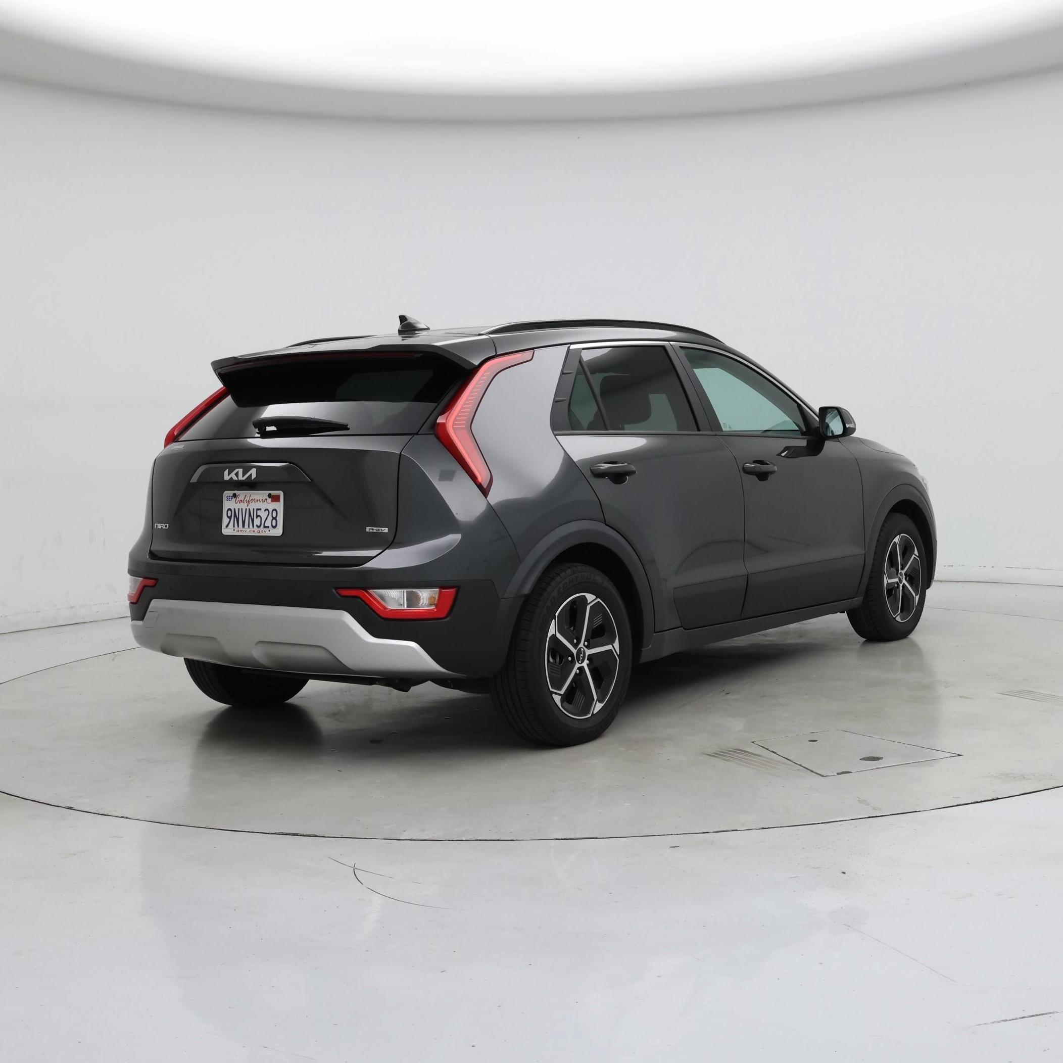 Thumbnail: 2024 Kia Niro - 8