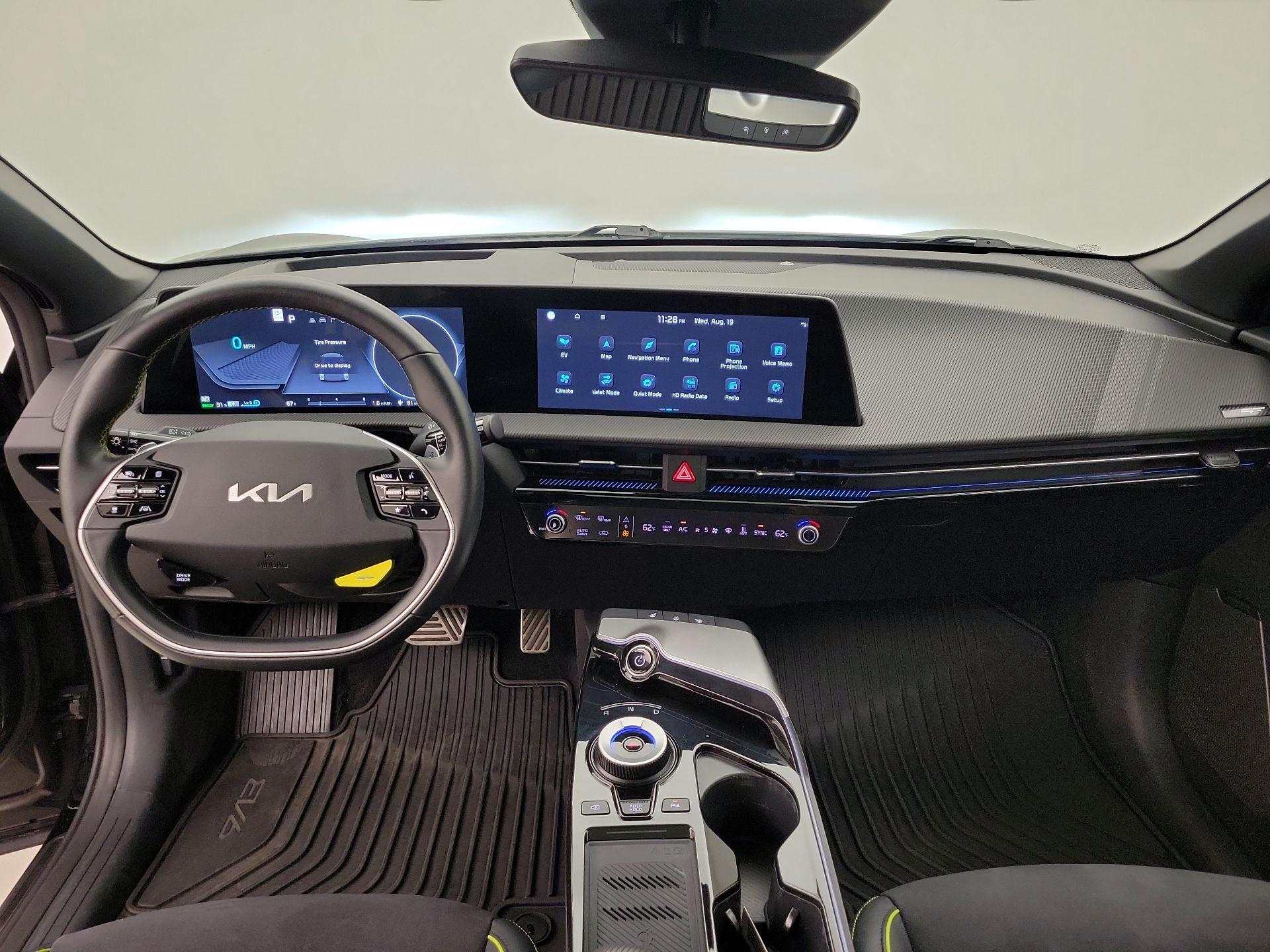 Thumbnail: 2023 Kia EV6 - 9