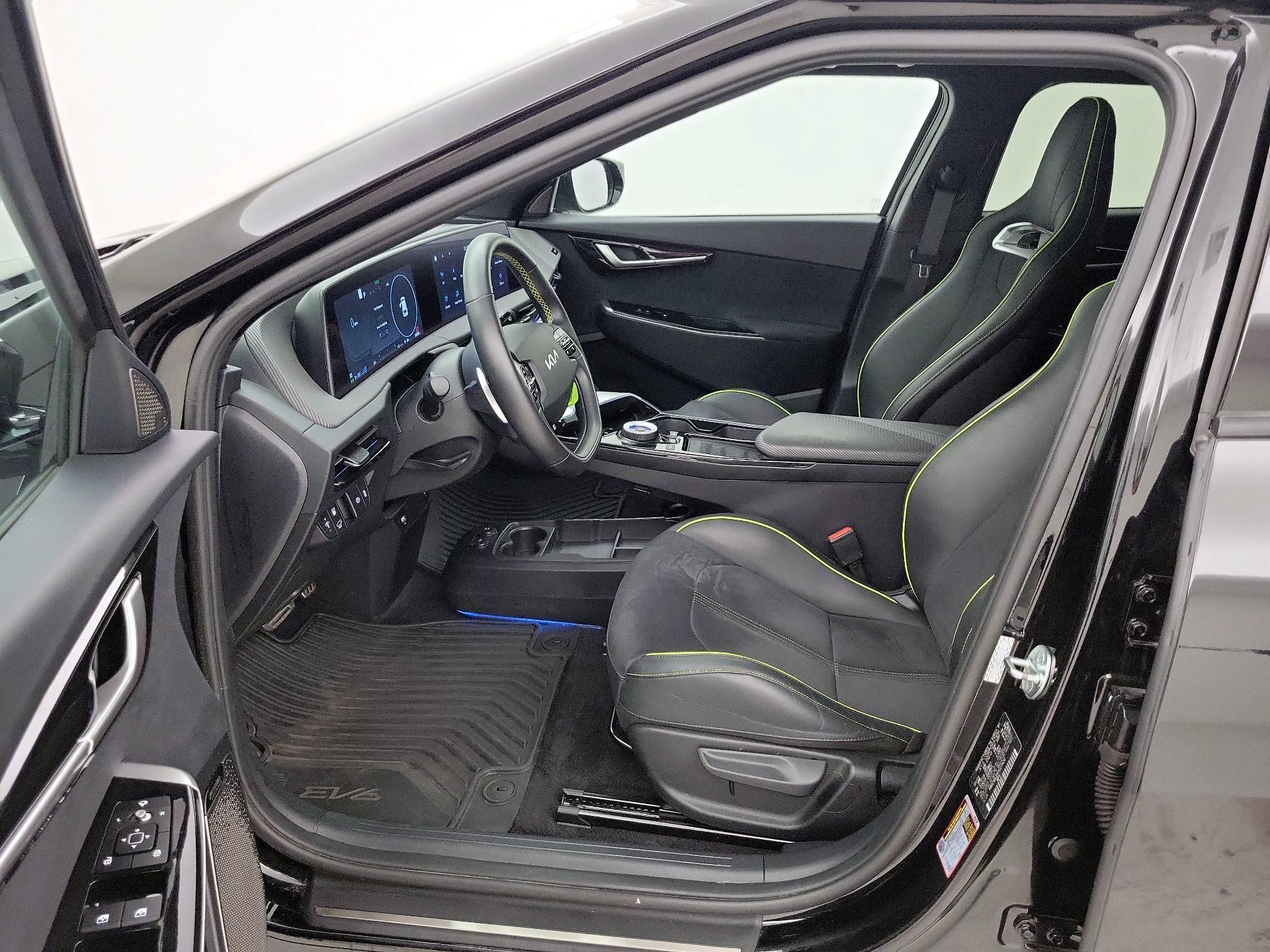 Thumbnail: 2023 Kia EV6 - 11