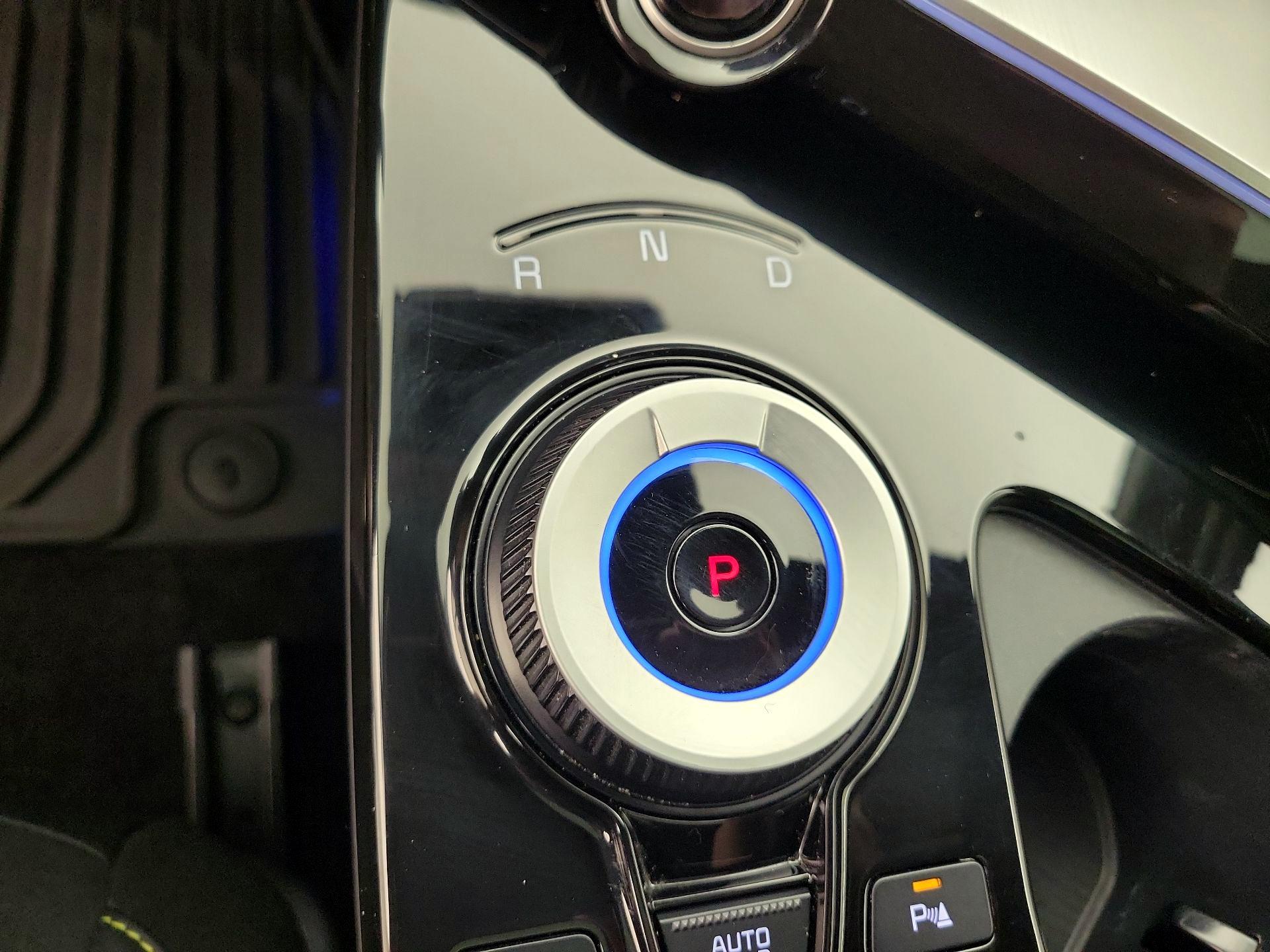 Thumbnail: 2023 Kia EV6 - 18