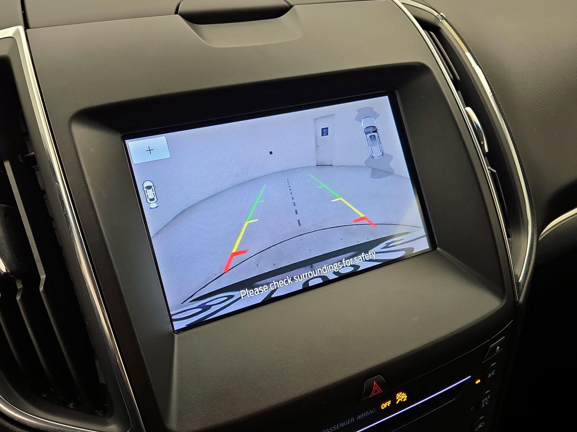 Thumbnail: 2019 Ford Edge - 13