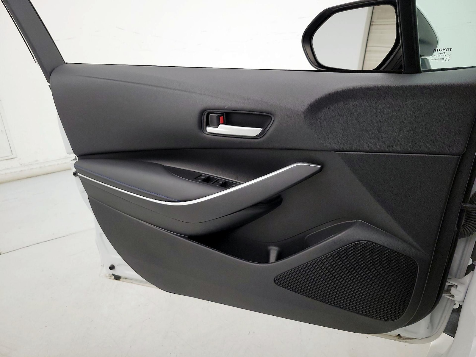 2022 Toyota Corolla SE - Photo 13