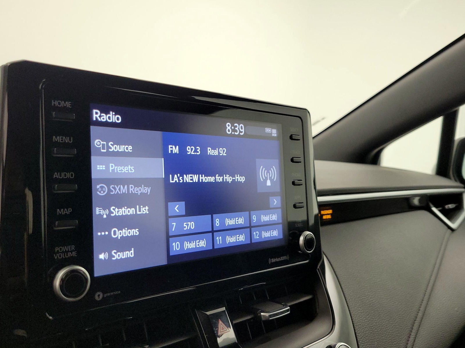 2022 Toyota Corolla SE - Photo 15