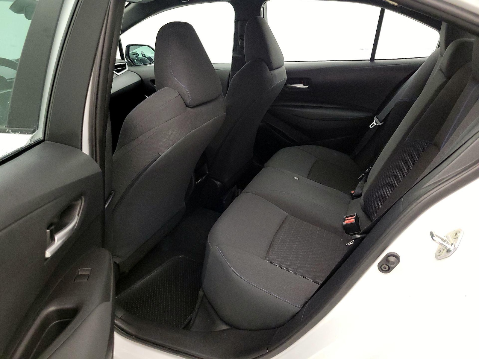 2022 Toyota Corolla SE - Photo 18