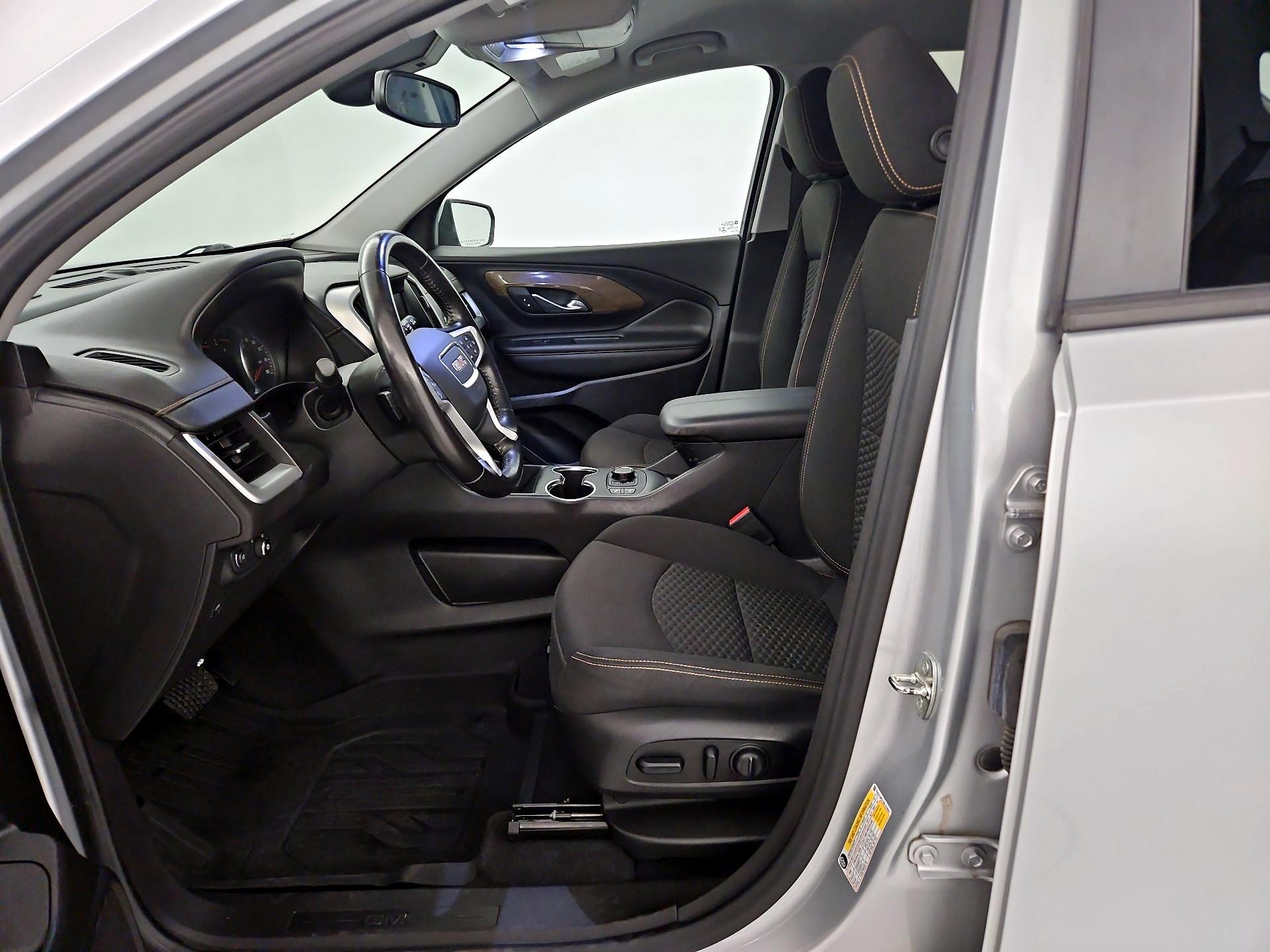 Thumbnail: 2021 GMC Terrain - 9