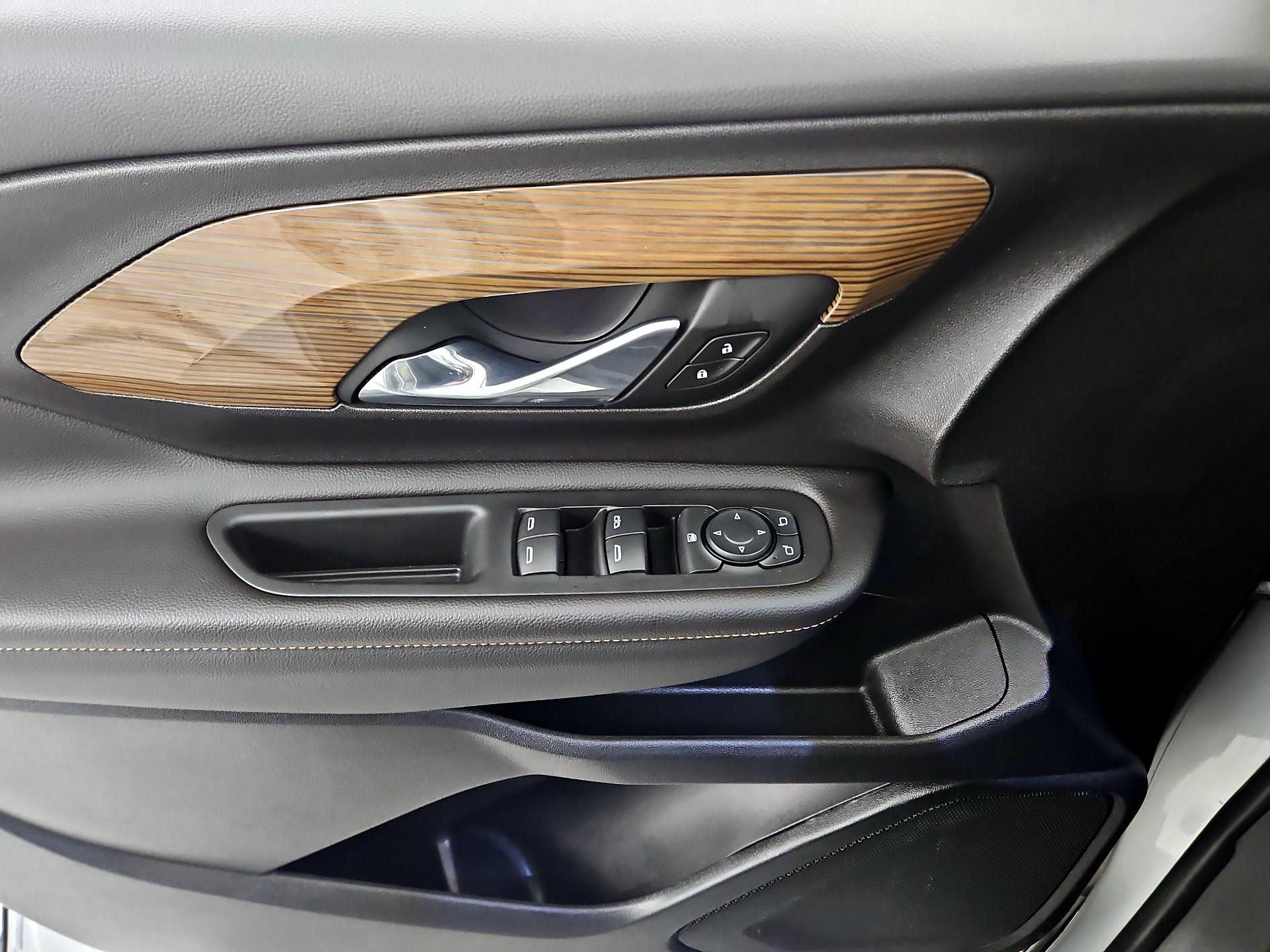 Thumbnail: 2021 GMC Terrain - 10