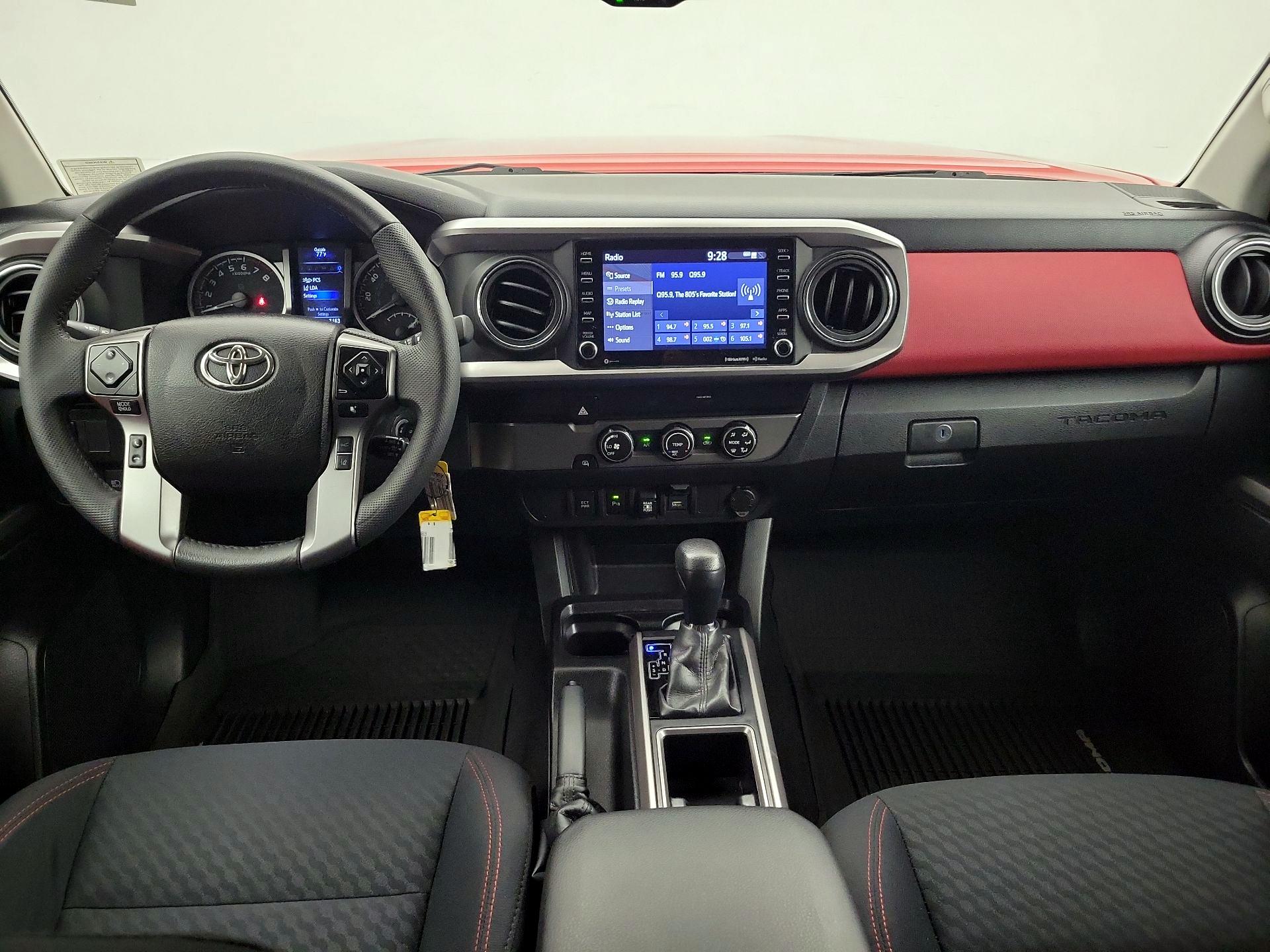 Thumbnail: 2020 Toyota Tacoma - 9