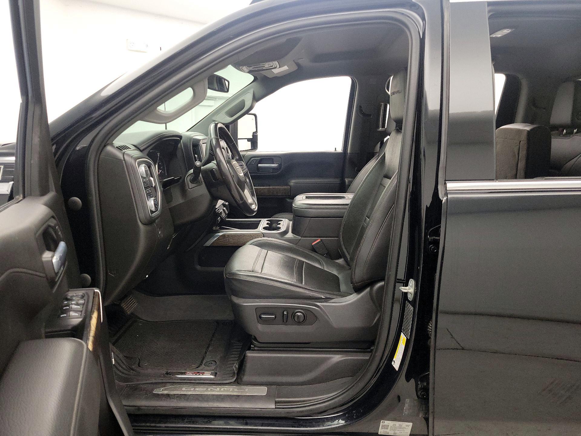 Thumbnail: 2021 GMC Sierra 3500 - 11