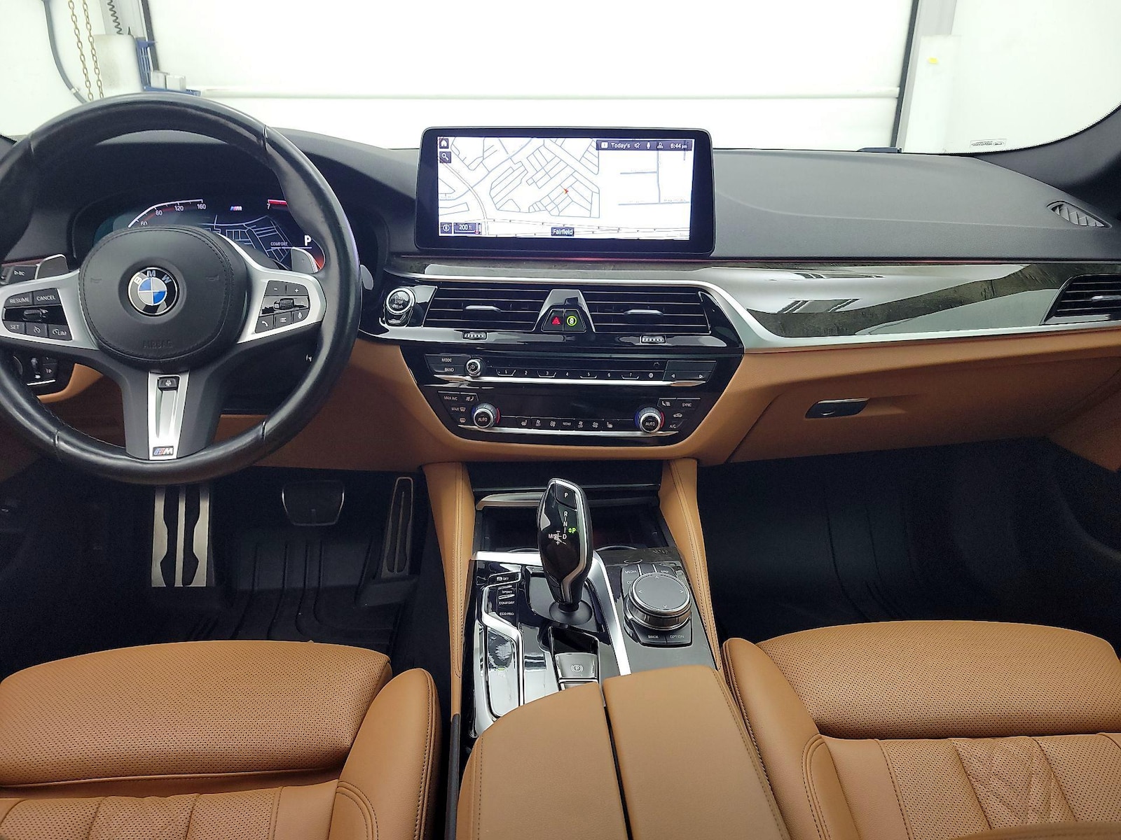 2023 BMW 5 Series 530i - Photo 10