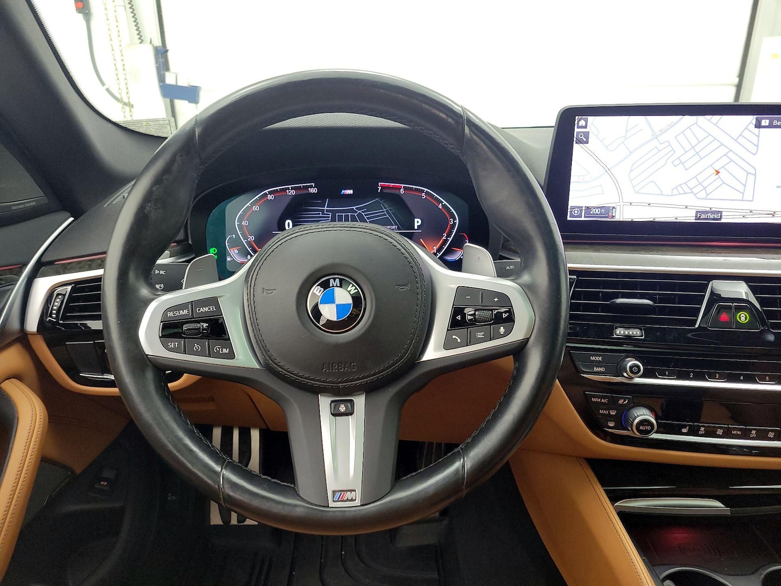 2023 BMW 5 Series 530i - Photo 11