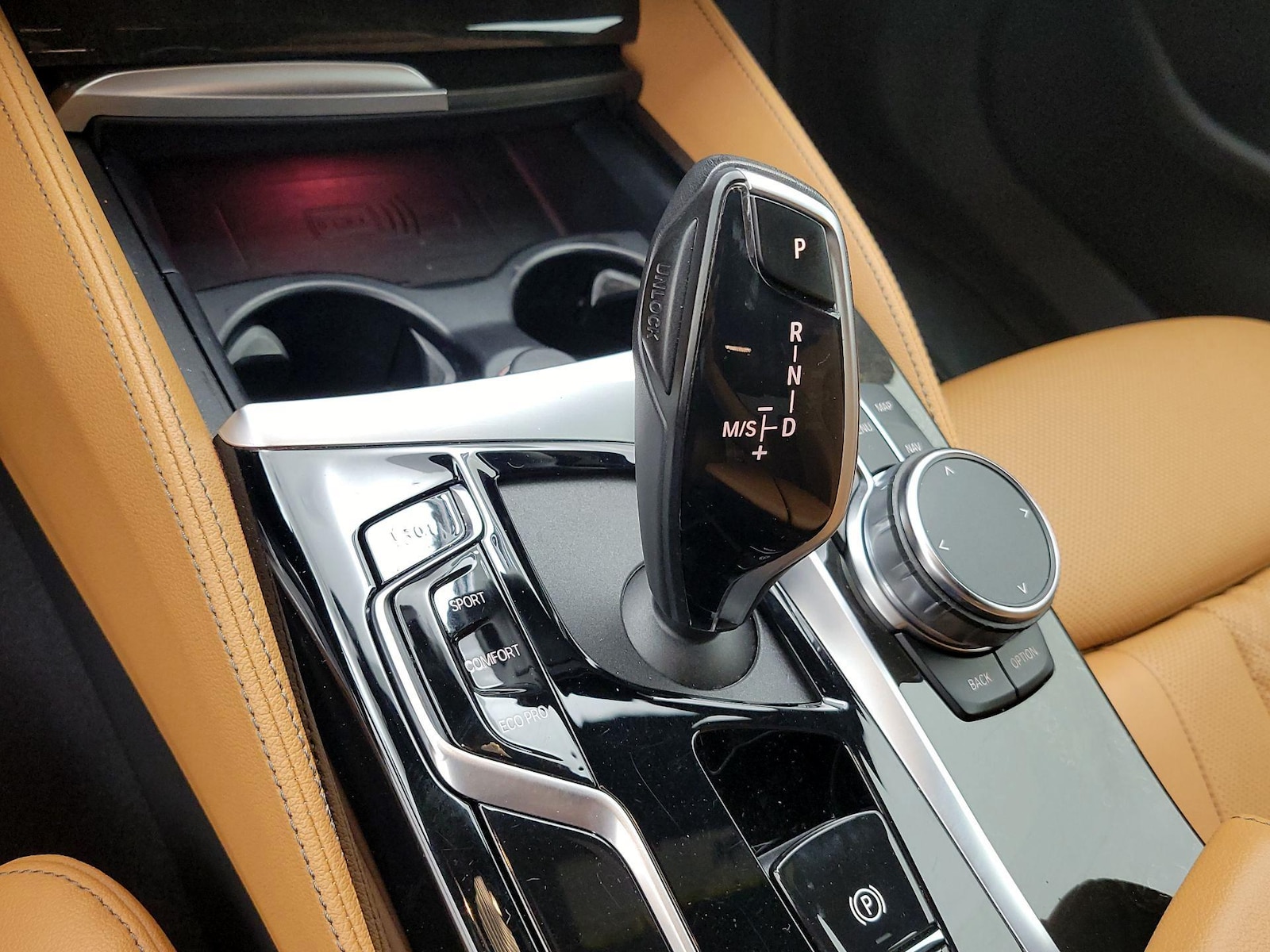 2023 BMW 5 Series 530i - Photo 19