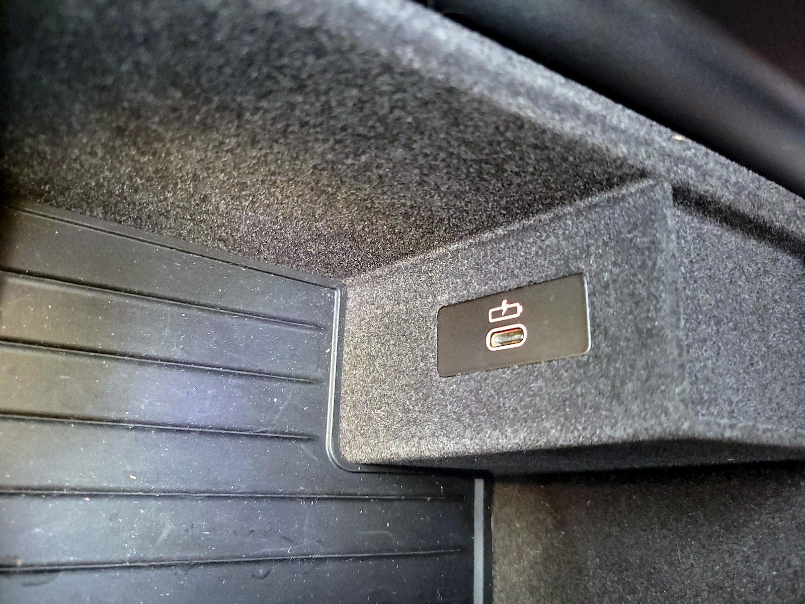 2023 BMW 5 Series 530i - Photo 20