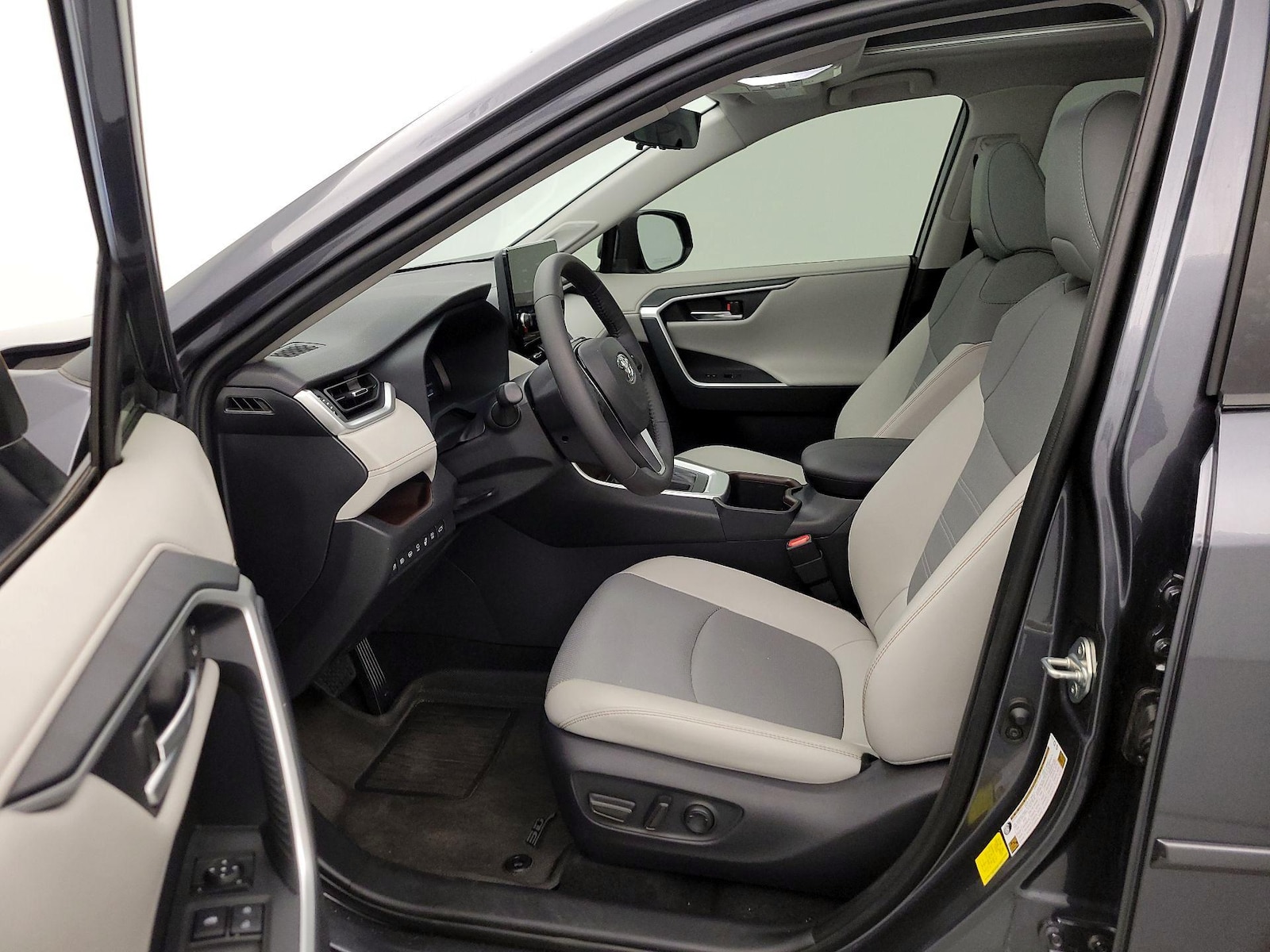 2024 Toyota RAV4 Limited - Photo 12