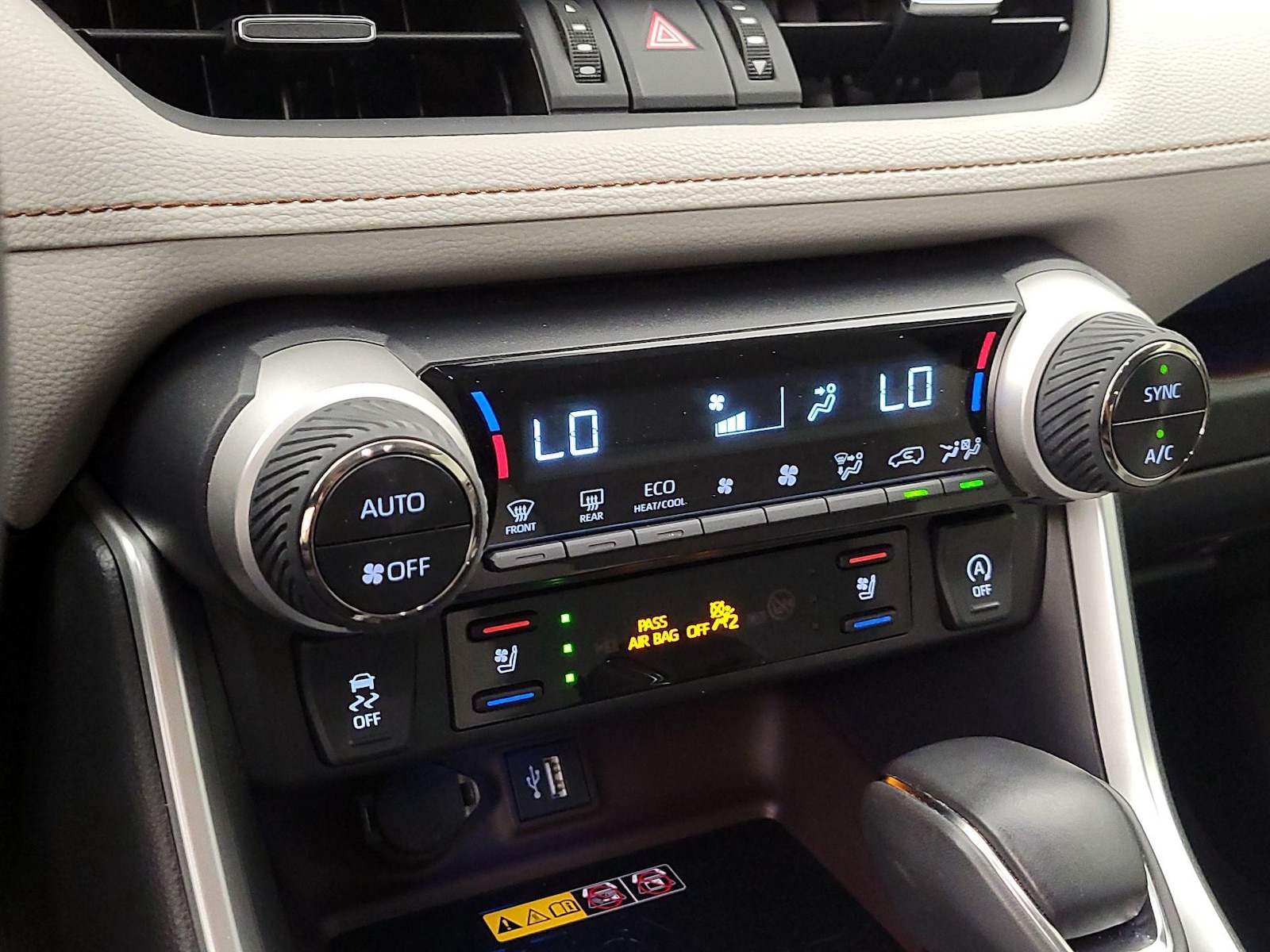 2024 Toyota RAV4 Limited - Photo 17