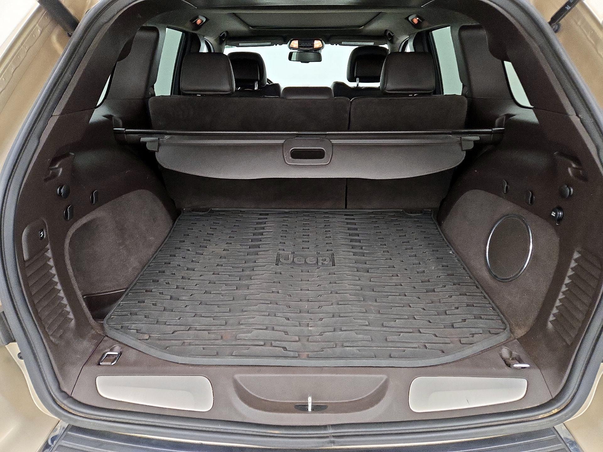 Thumbnail: 2014 Jeep Grand Cherokee - 20