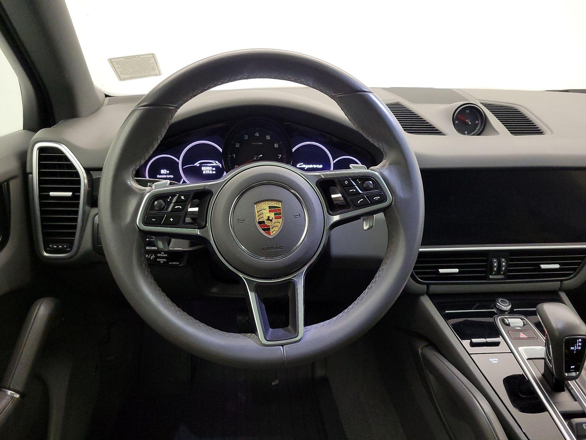 Thumbnail: 2023 Porsche Cayenne - 10