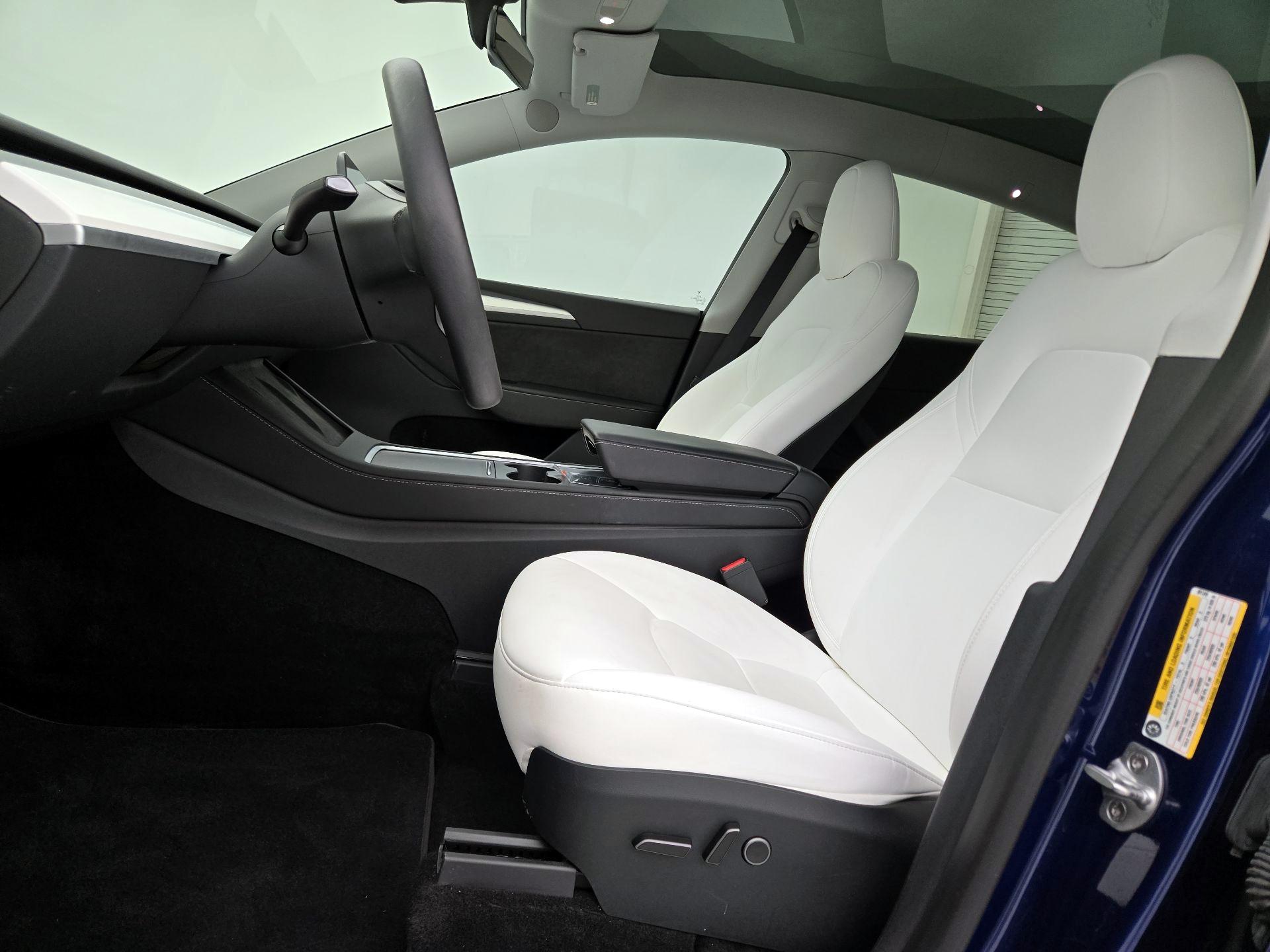 Thumbnail: 2023 Tesla Model Y - 11