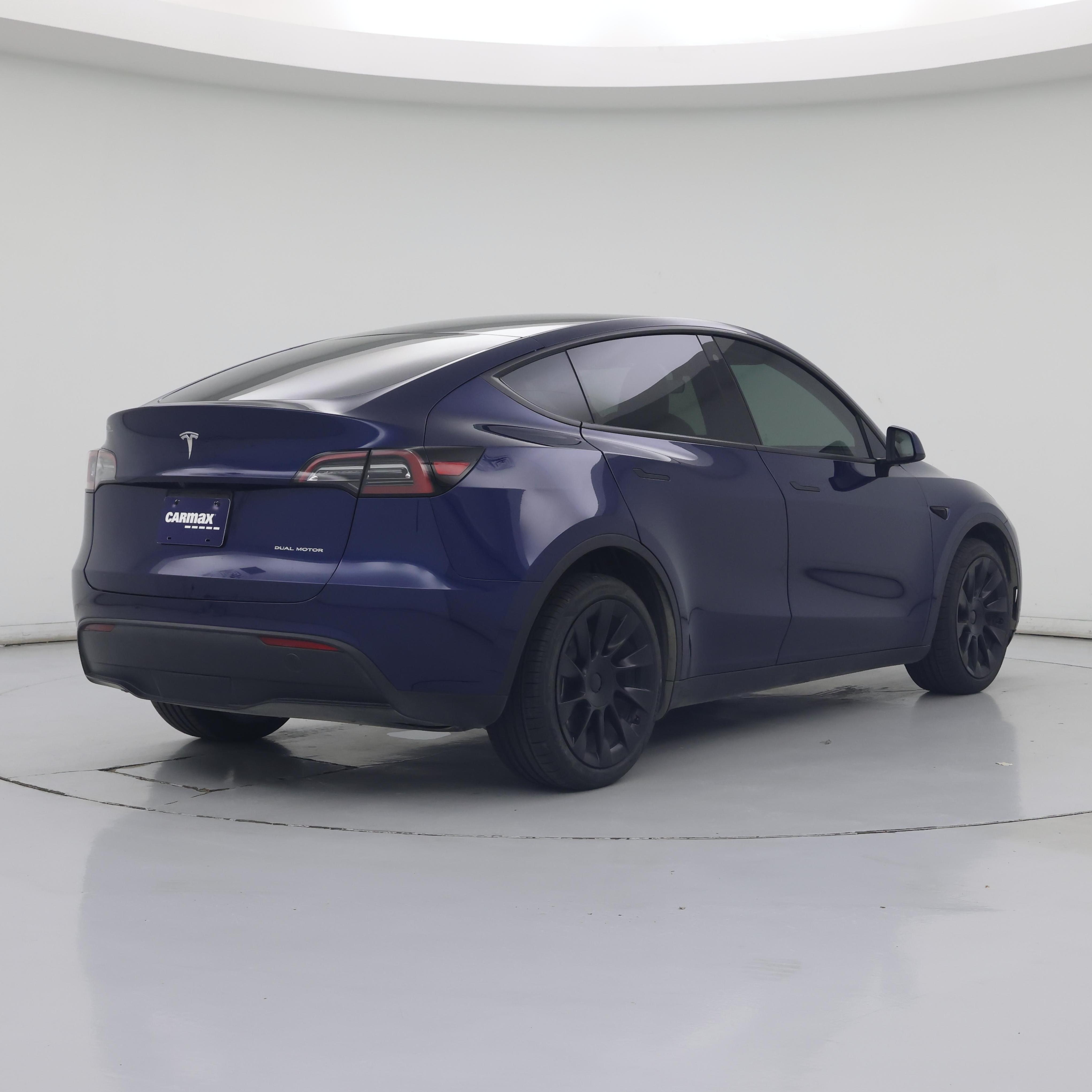 Thumbnail: 2023 Tesla Model Y - 8
