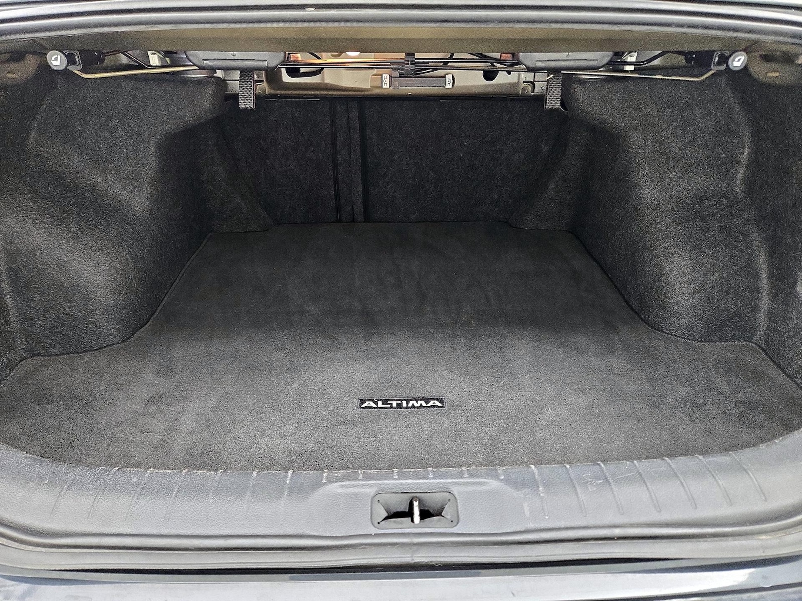 2022 Nissan Altima SV - Photo 21