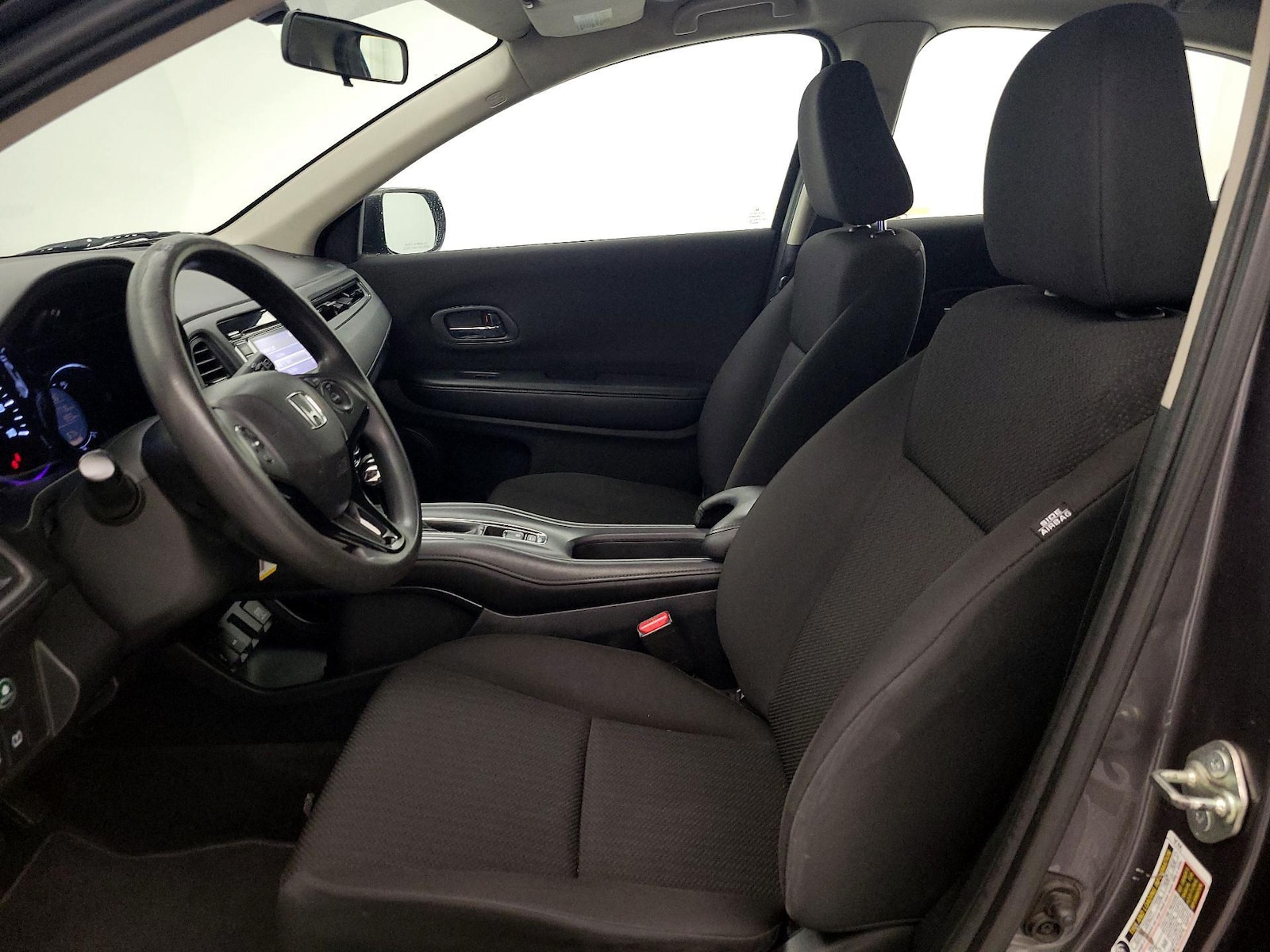 2016 Honda HR-V LX - Photo 12