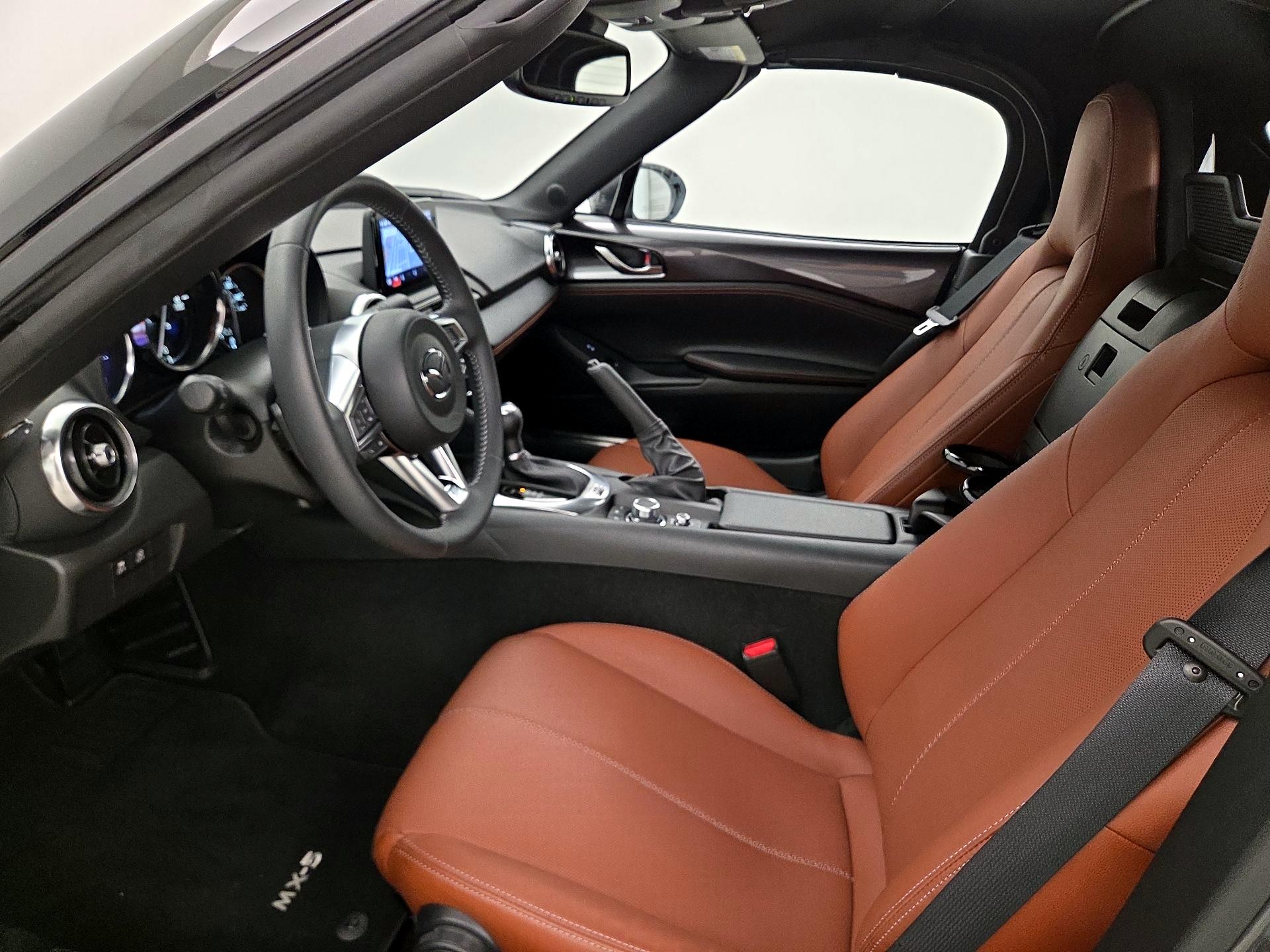 Thumbnail: 2023 Mazda MX-5 Miata - 11