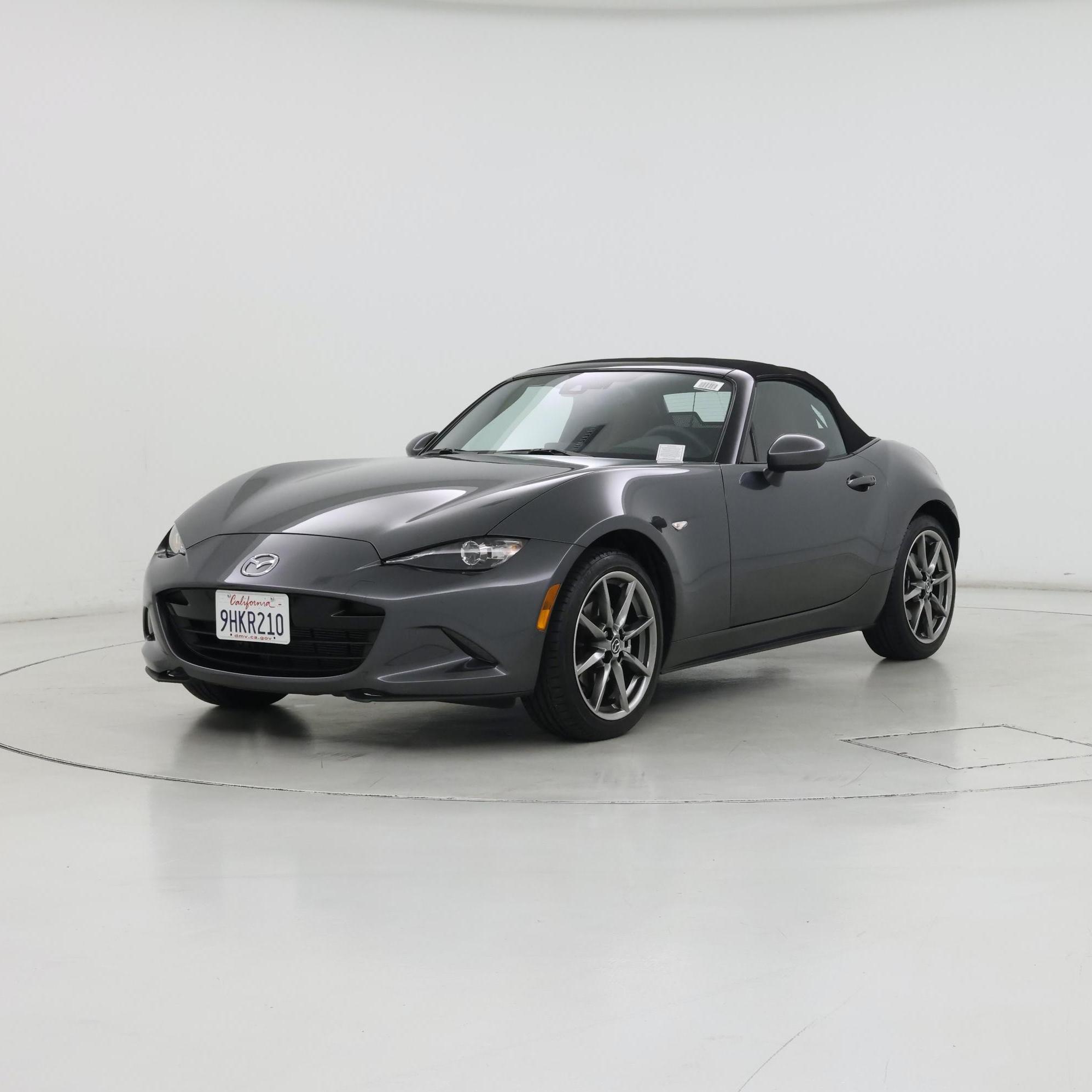 Thumbnail: 2023 Mazda MX-5 Miata - 4