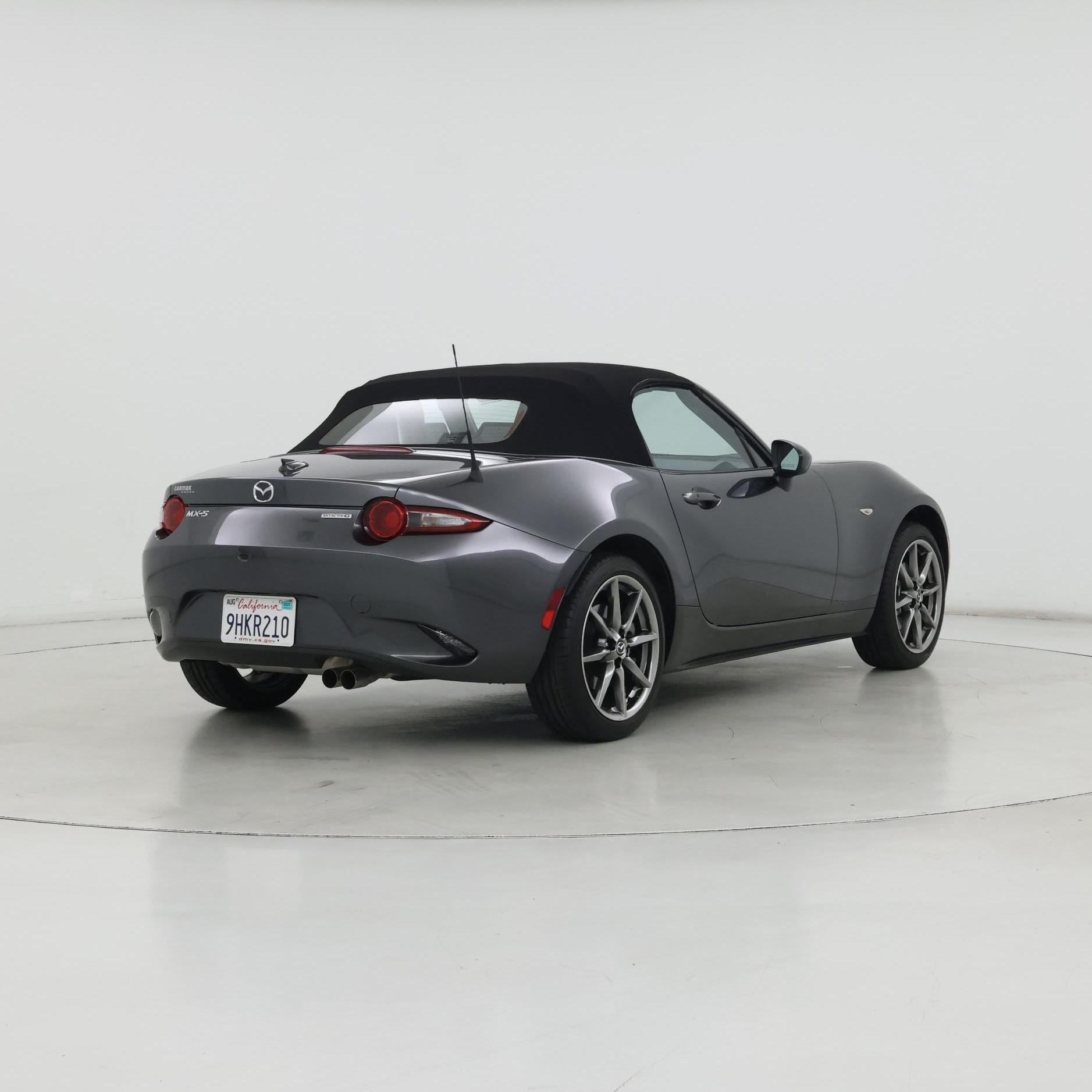 Thumbnail: 2023 Mazda MX-5 Miata - 8