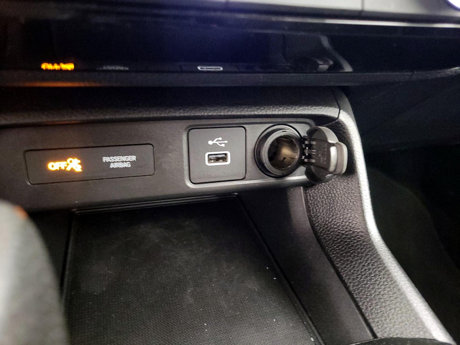 2024 Honda Civic LX - Photo 18