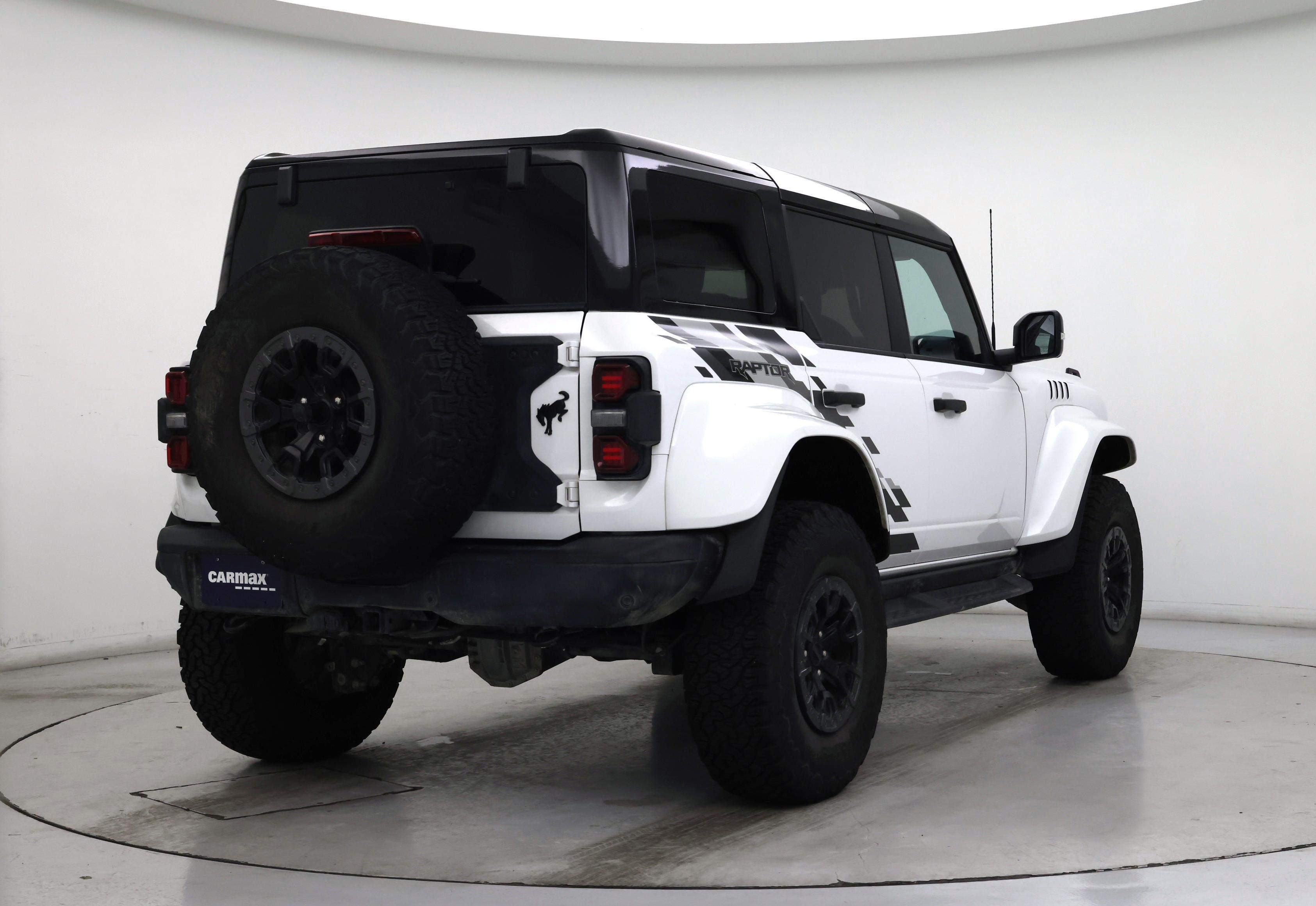 Thumbnail: 2025 Ford Bronco - 8