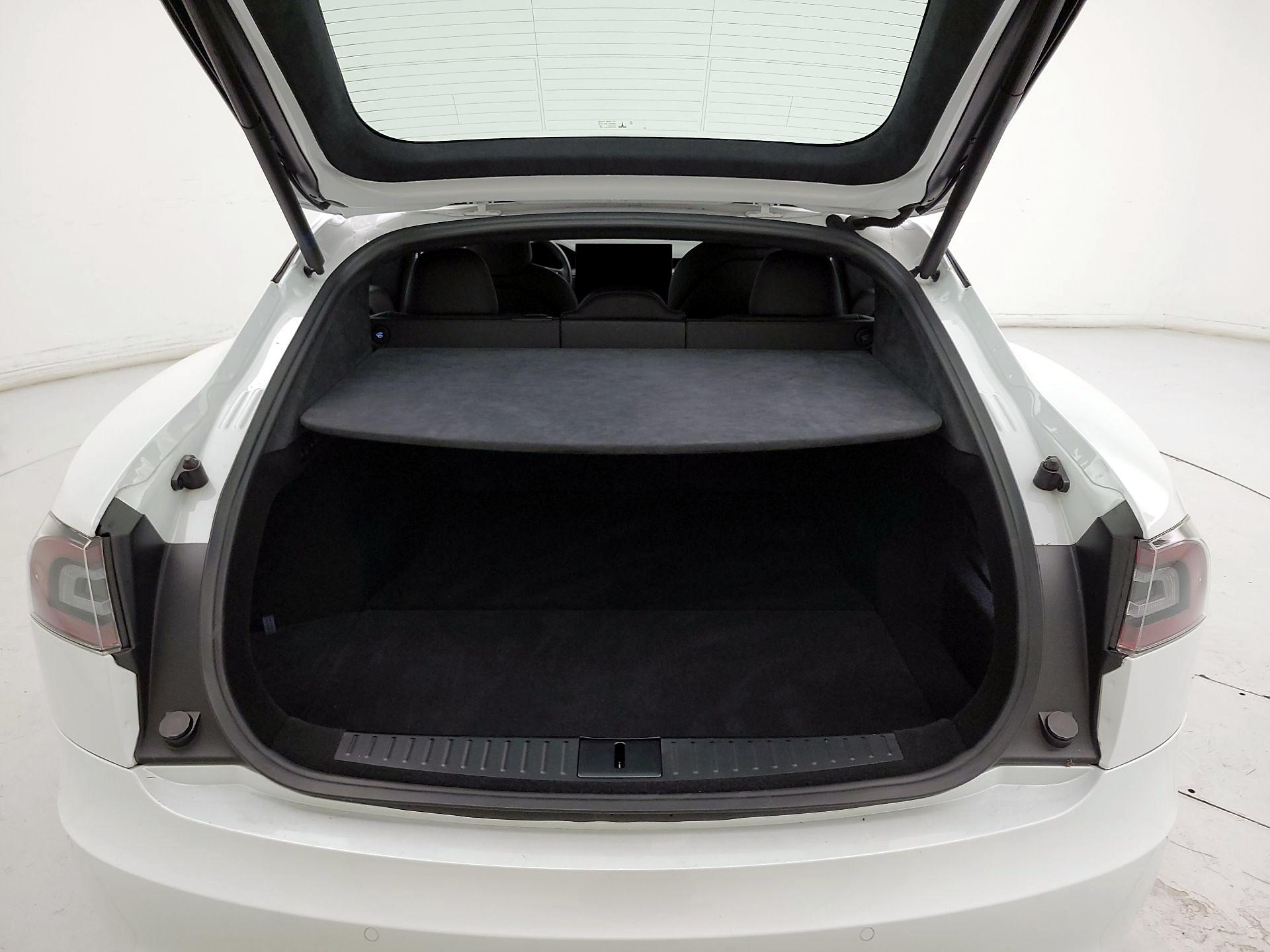 Thumbnail: 2021 Tesla Model S - 19
