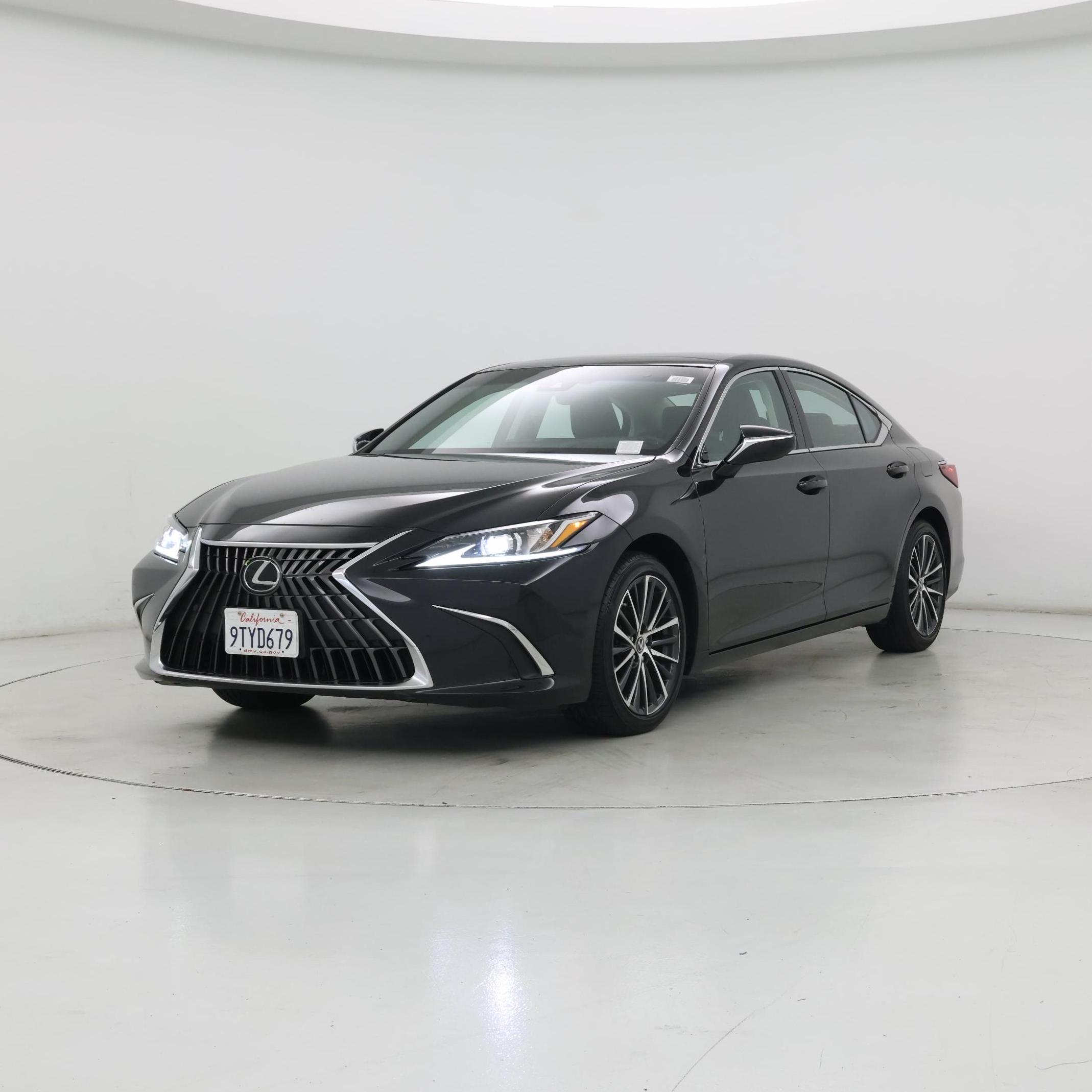 Thumbnail: 2025 Lexus ES - 4