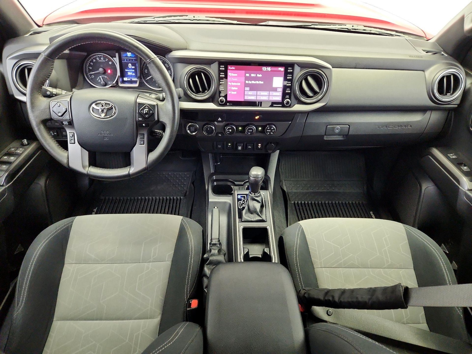 2020 Toyota Tacoma TRD Sport - Photo 10