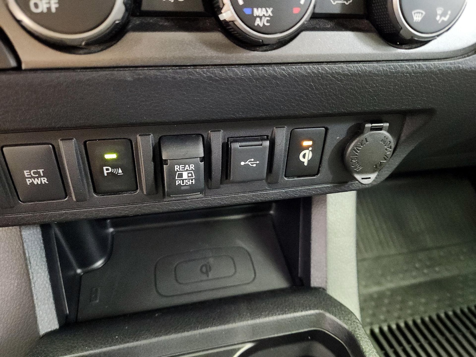 2020 Toyota Tacoma TRD Sport - Photo 19