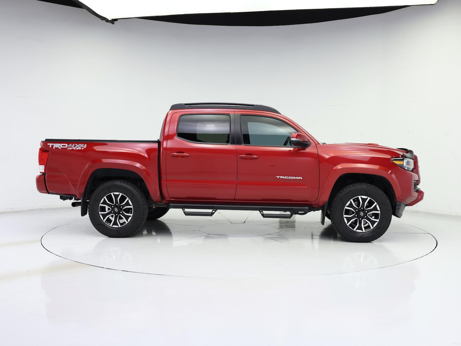 2020 Toyota Tacoma TRD Sport - Photo 8