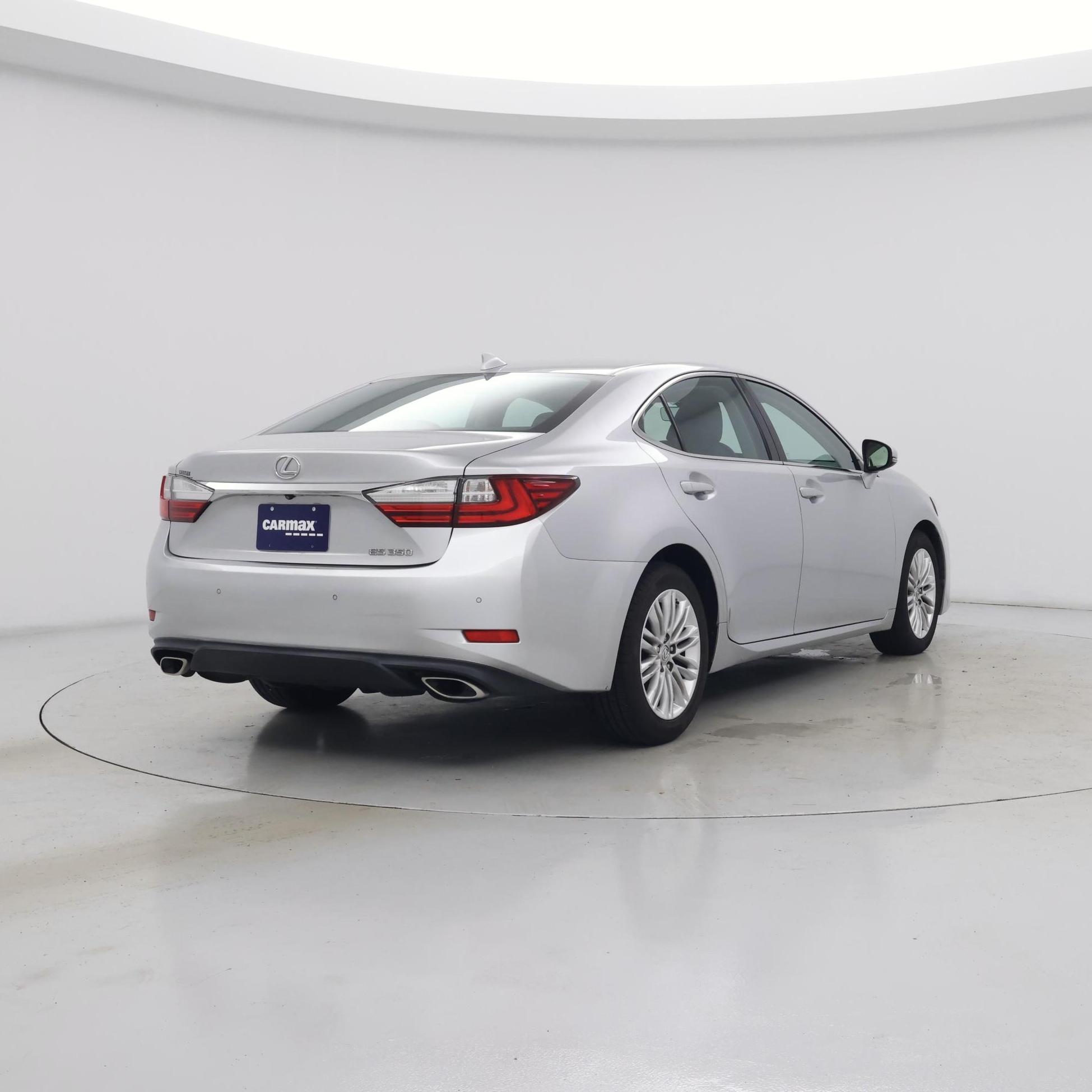 Thumbnail: 2017 Lexus ES - 8