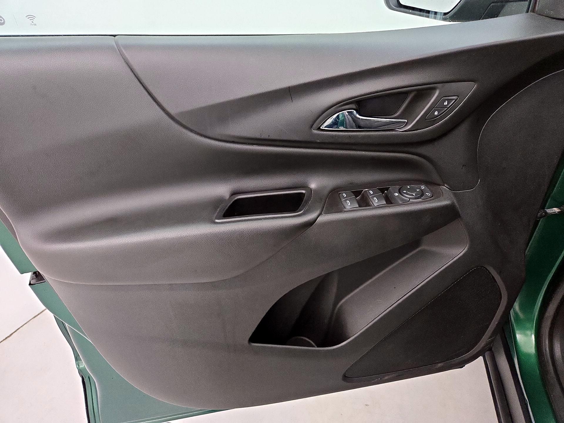 Thumbnail: 2019 Chevrolet Equinox - 12